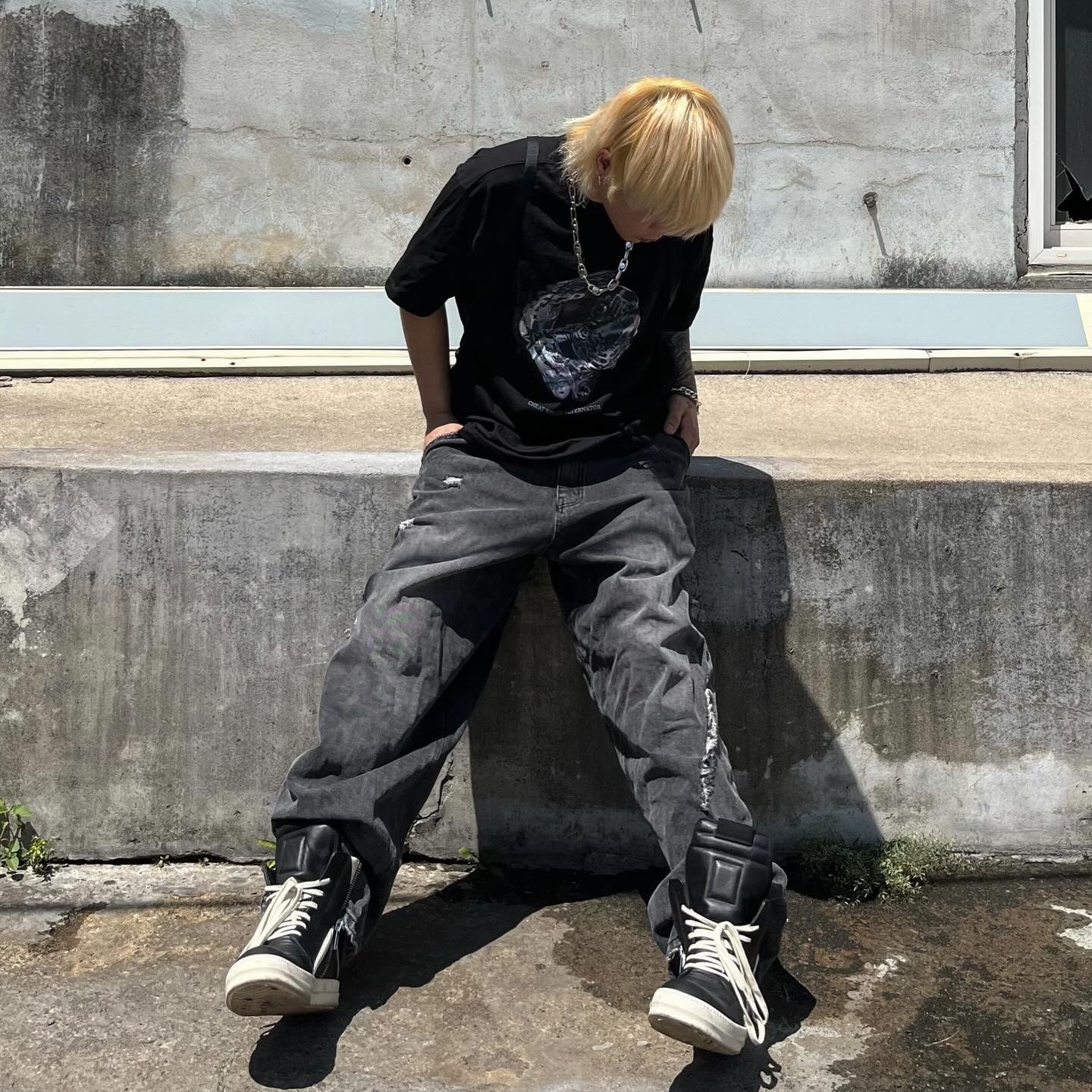 Rick Owens Geobasket Full Grain Calf Leather Strobe Sneakers Black Milk White 착용 스타일 - 3