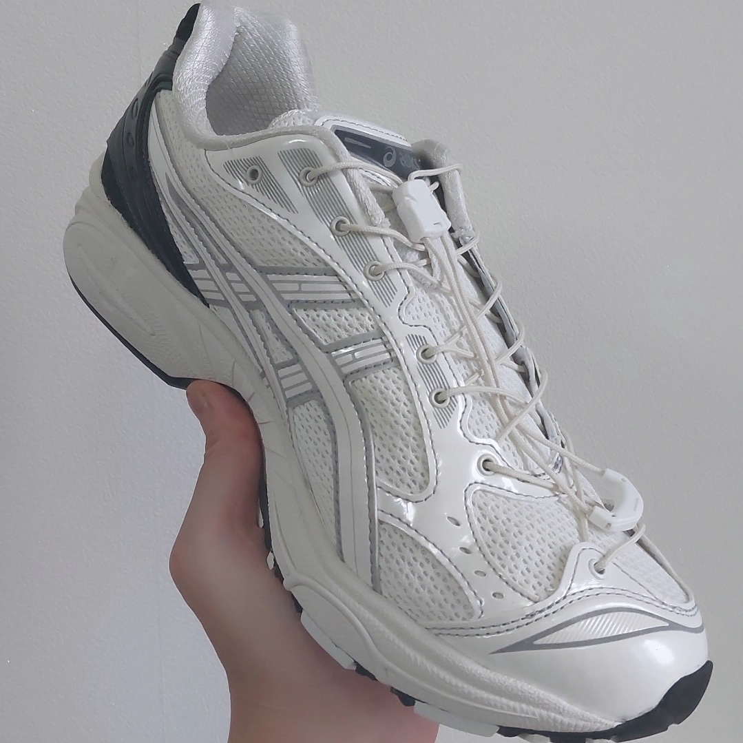 Asics x Unaffected Gel-Kayano 14 Galaxy White 착용 스타일