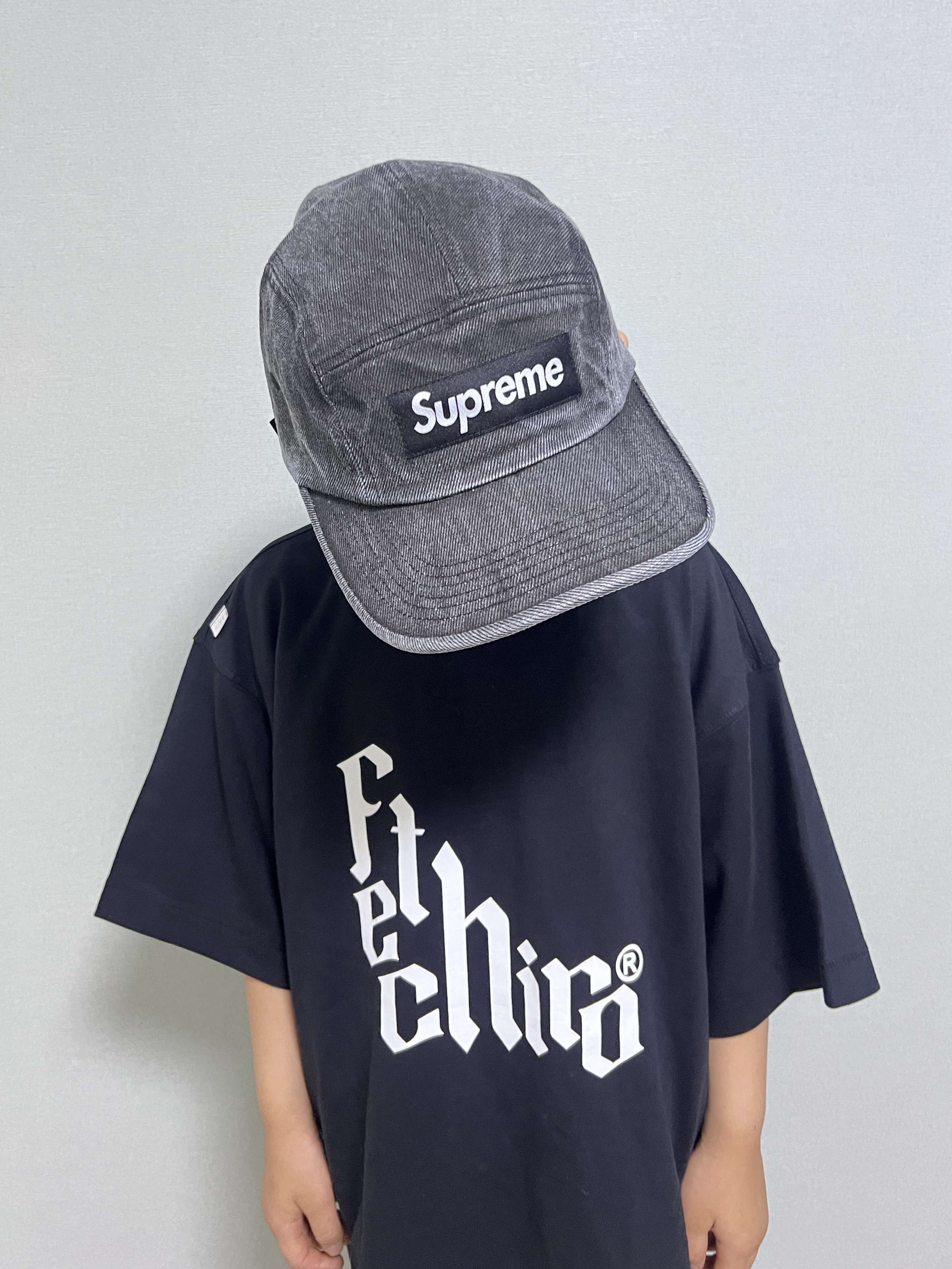 Supreme Coated Denim Camp Cap Black - 24SS 착용 스타일 - 1