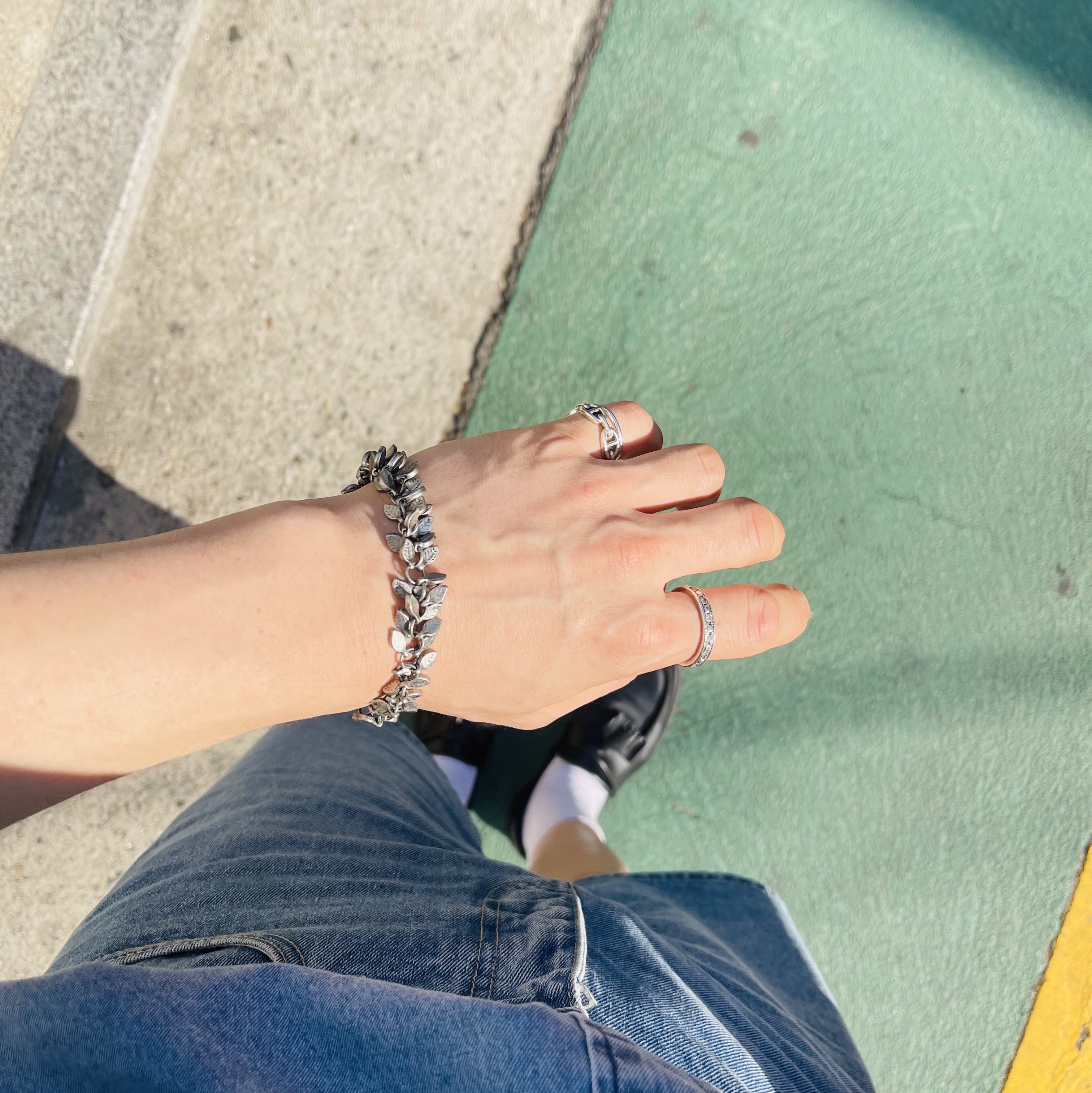 (W) Hermes Small Chaine D'Ancre Enchainee Ring Sterling Silver, Dr. Martens Adrian Polished Smooth Leather Tassel Loafers Black 착용 스타일