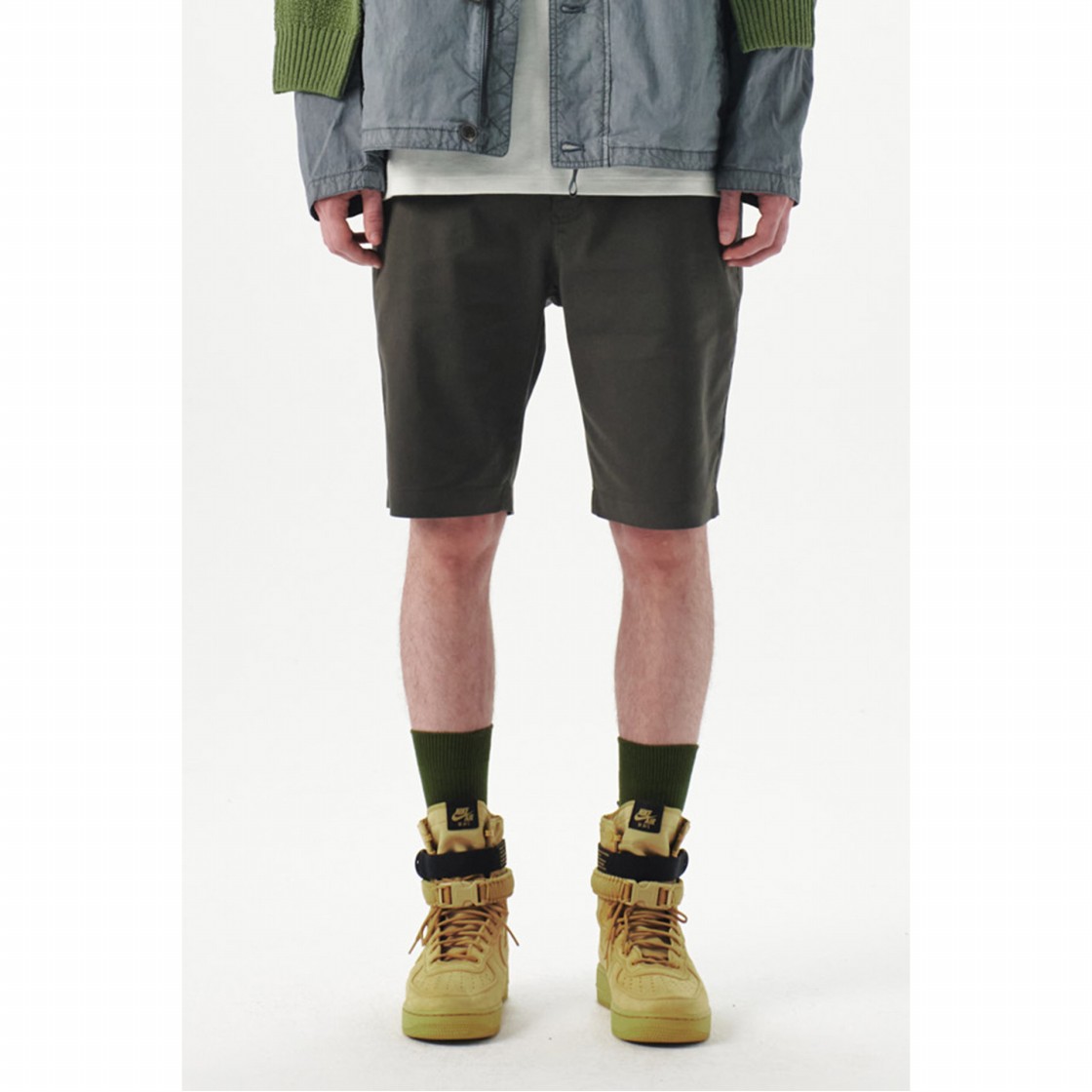 시리즈 시보리 밴딩 면혼방 콤포터블핏 쇼츠 카키(SERIES Banding Cotton Blended Comfortable Fit Shorts Khaki) - 2