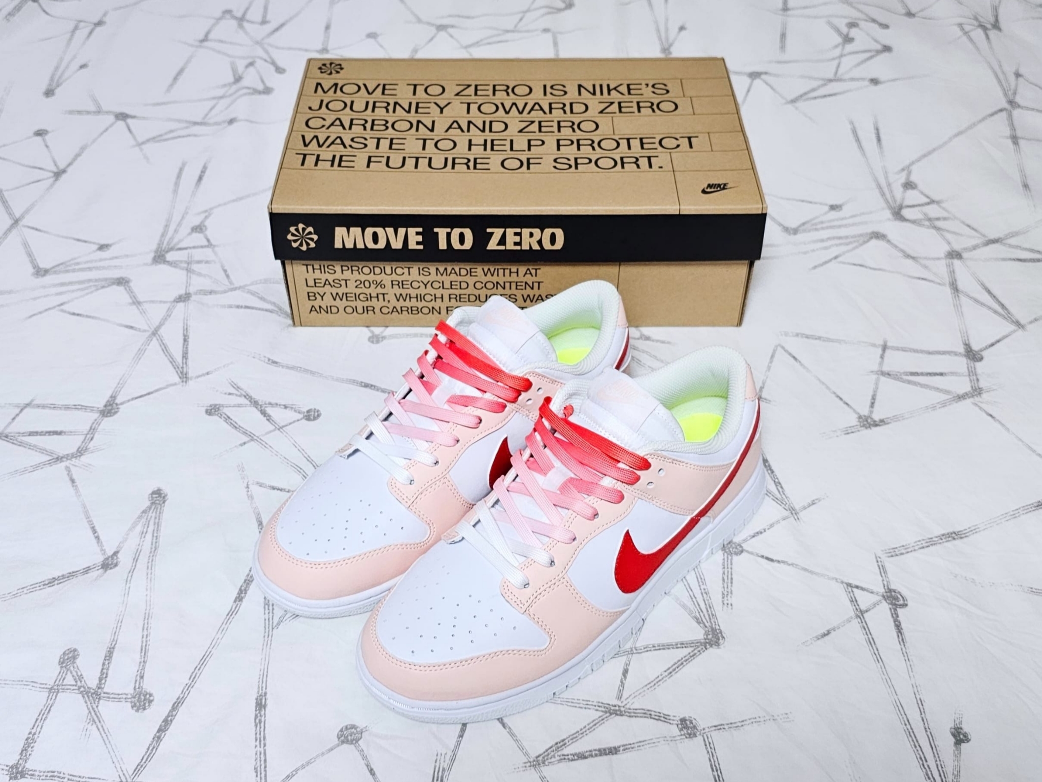 (W) Nike Dunk Low Next Nature Pale Coral 착용 스타일 - 1