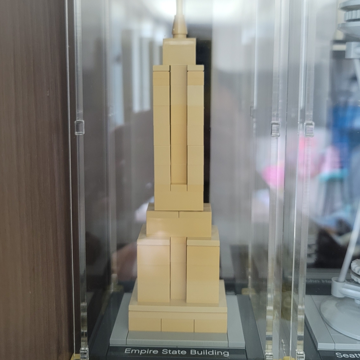 Lego Empire State Building 착용 스타일