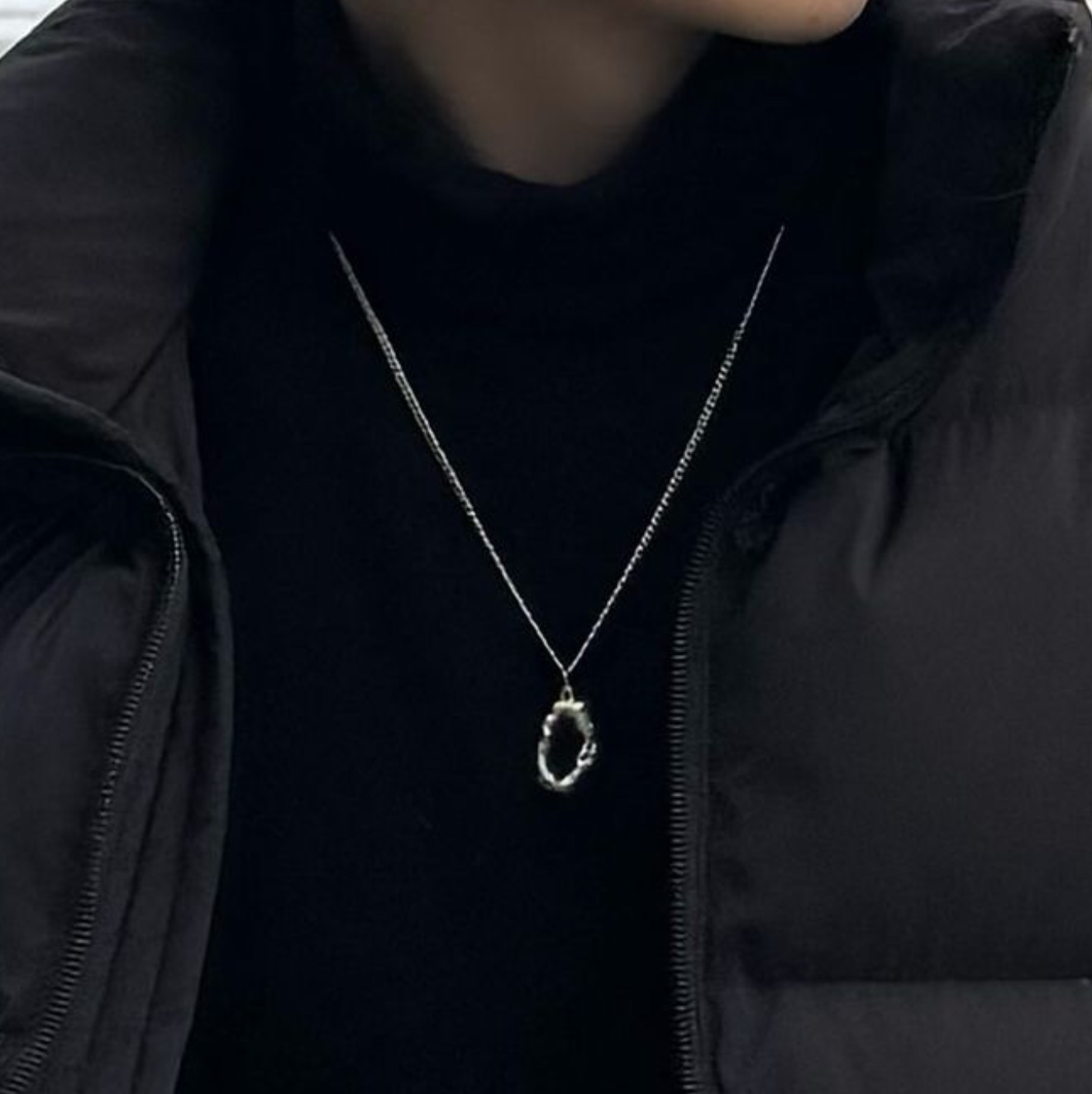 Quarqor #5514 Necklace 착용 스타일