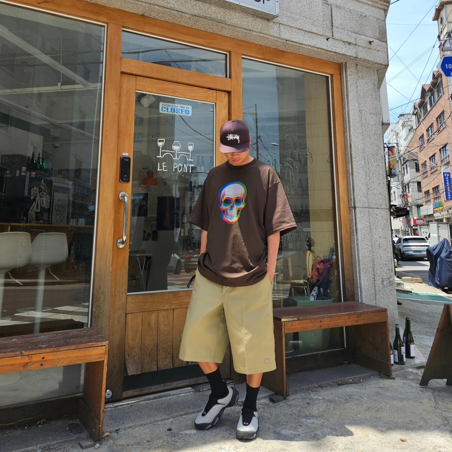 Oakley Factory Team x Brain Dead Flesh White Birch, Stussy Big Stock Point Crown Cap Brown 착용 스타일 - 1
