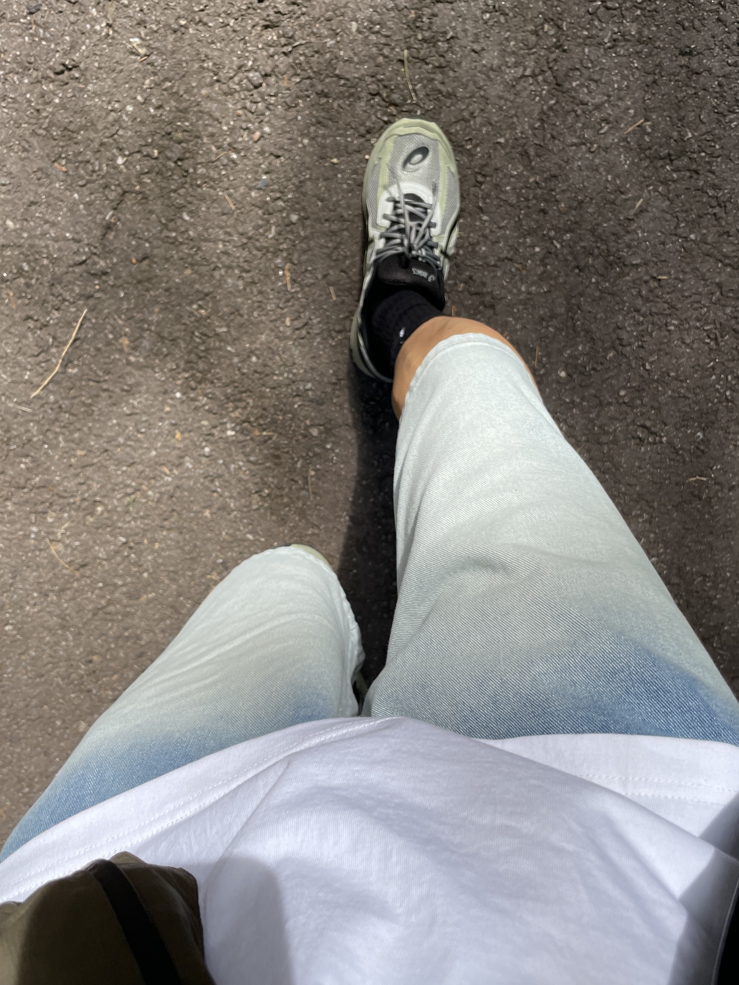 Asics Jog 100 S Sheet Rock - 2E Wide 착용 스타일 - 6