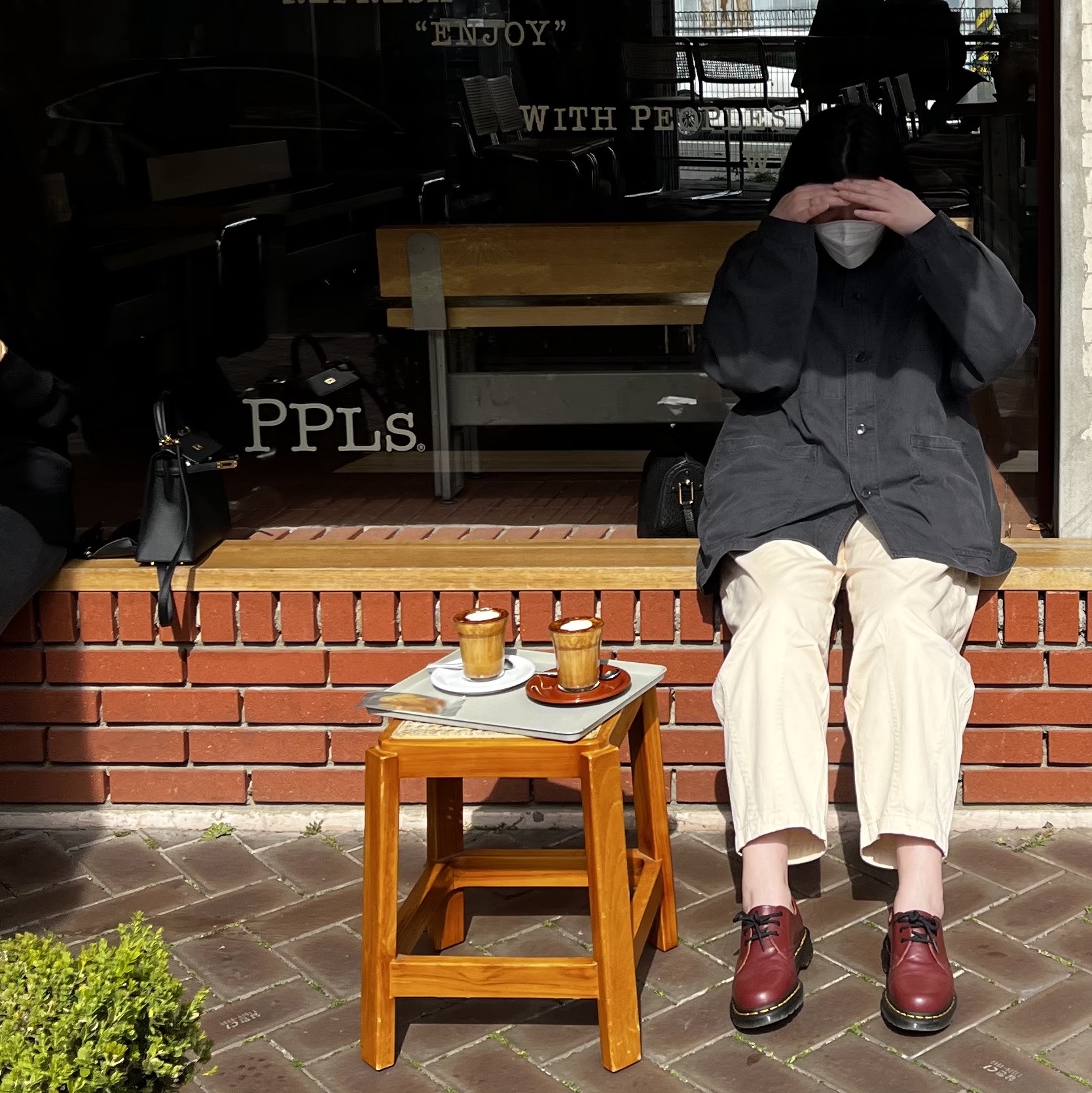 Dr. Martens x BAPE 1461 Smooth Emboss Black, Dr. Martens x Undercover 1461 Cherry Red 착용 스타일 - 2