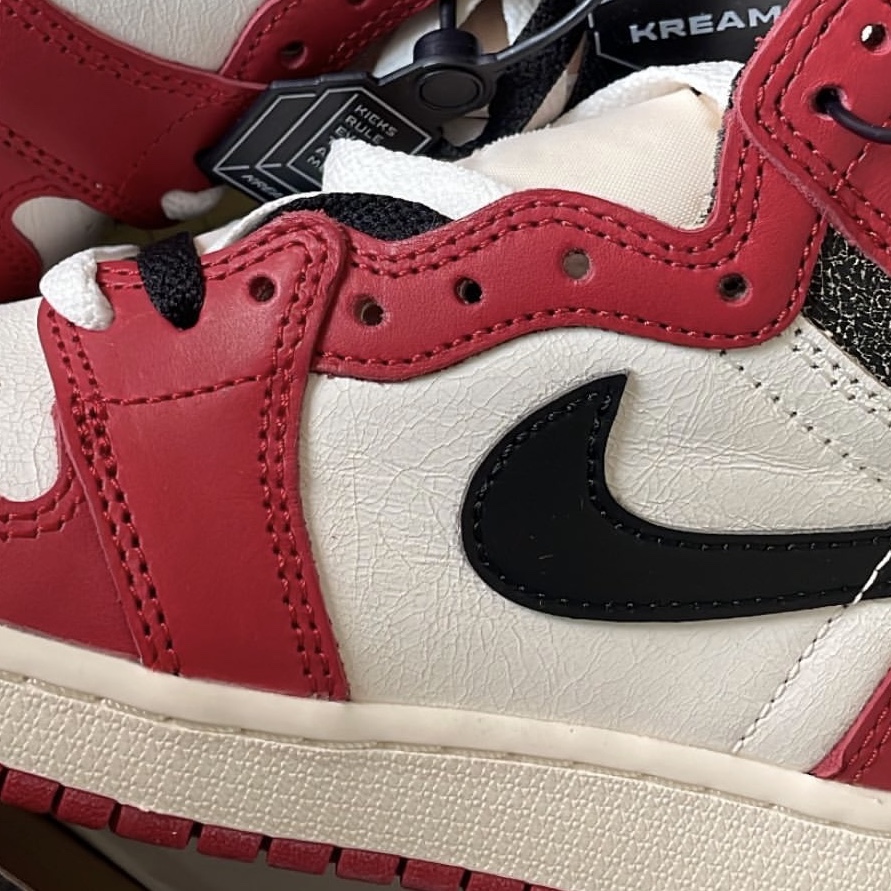 Jordan 1 Retro High OG Chicago 2022 착용 스타일 - 2