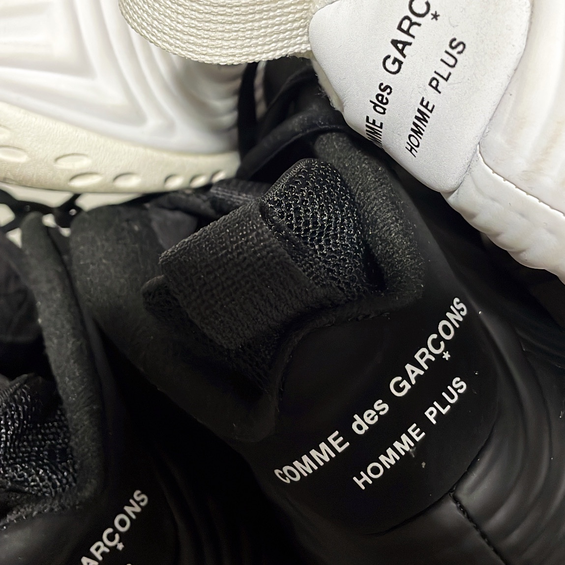 Nike x Comme des Garcons Homme Plus Air Foamposite One White, Nike x Comme des Garcons Homme Plus Air Foamposite One Black 착용 스타일