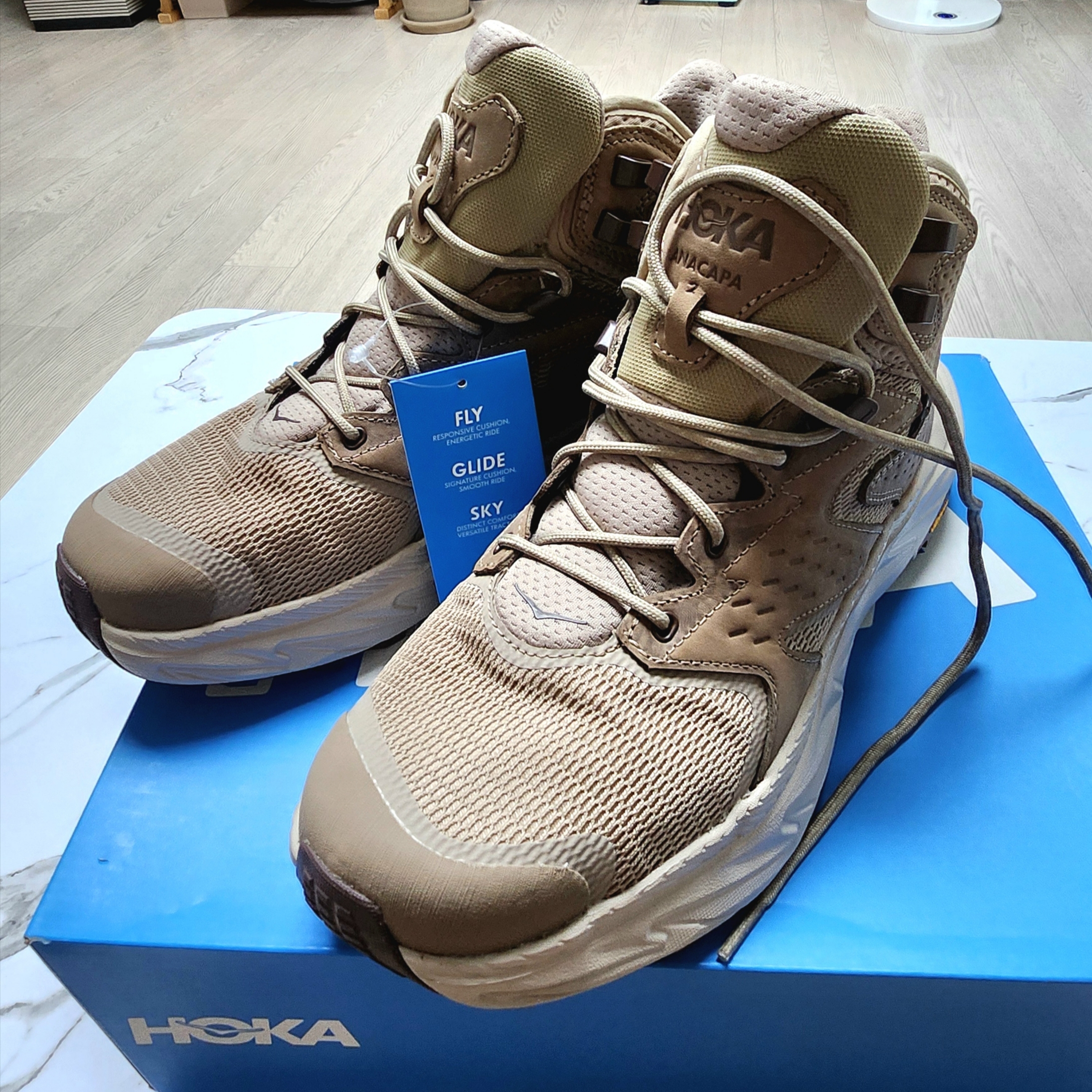 Hoka Anacapa 2 Mid GTX Dune Oxford Tan 착용 스타일