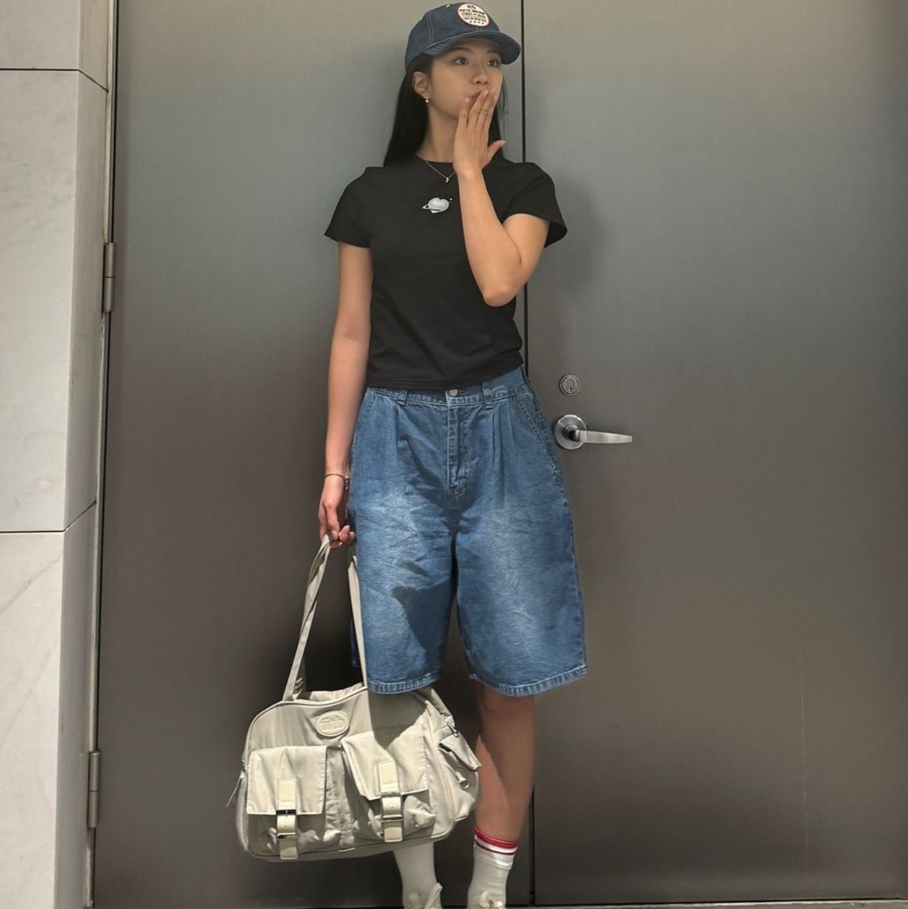 Fillintheblank Renewal Pk Shoulder Bag Nylon Light Blue, Fillintheblank Renewal Pk Shoulder Bag Nylon Green Pepper 착용 스타일