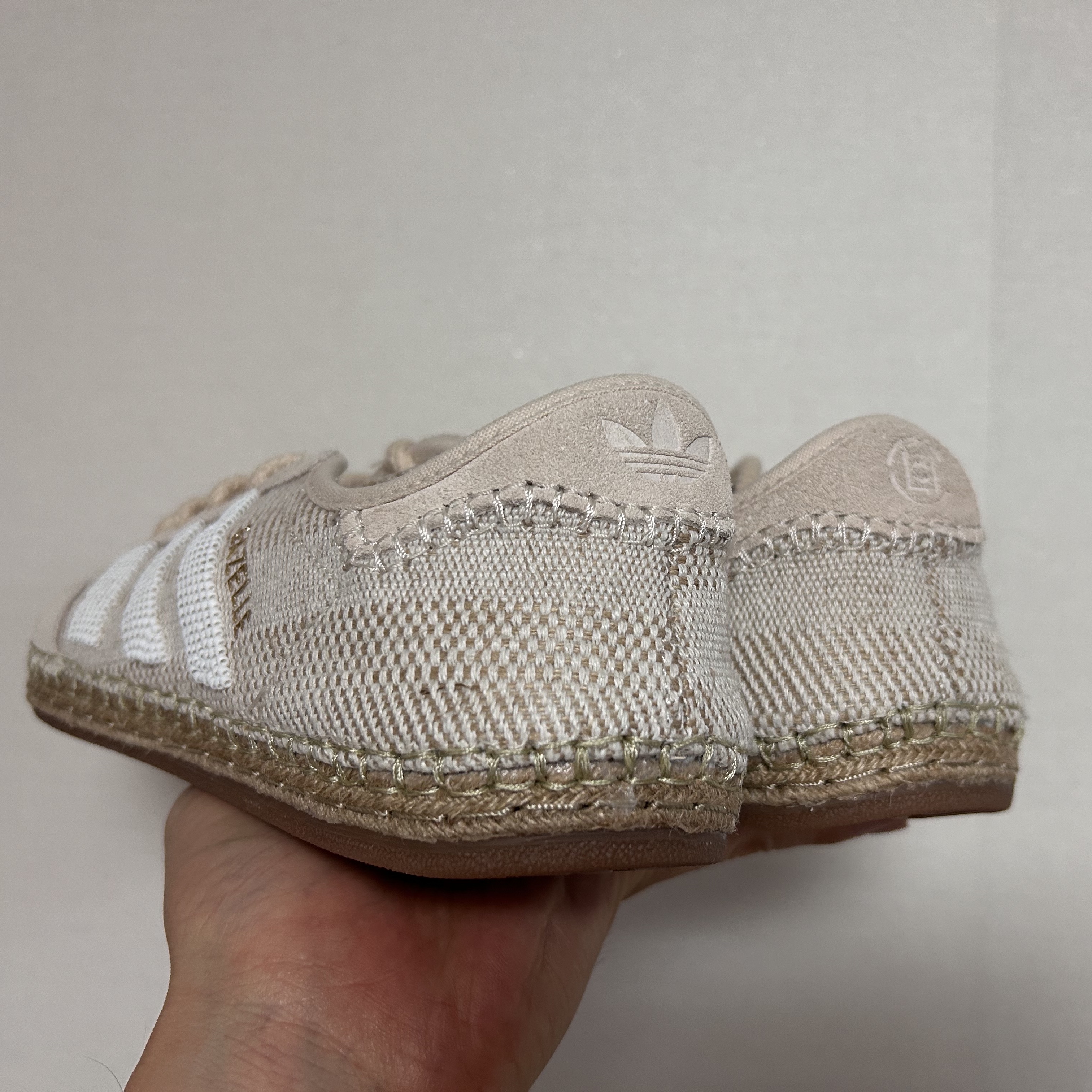 Adidas x Clot Gazelle Halo Ivory Cloud White 착용 스타일 - 4