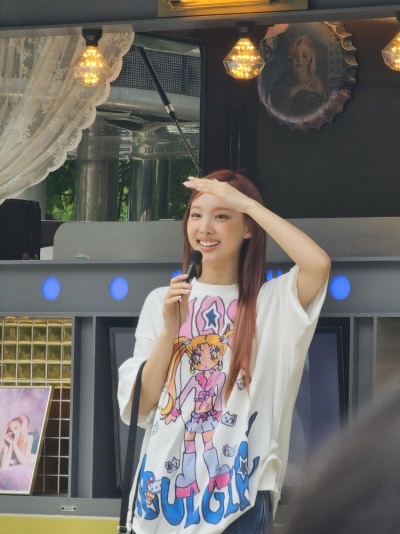 Soulpussycat Ghostsoulgirl Gyaru Big Big T-Shirt White 착용 스타일 - 2