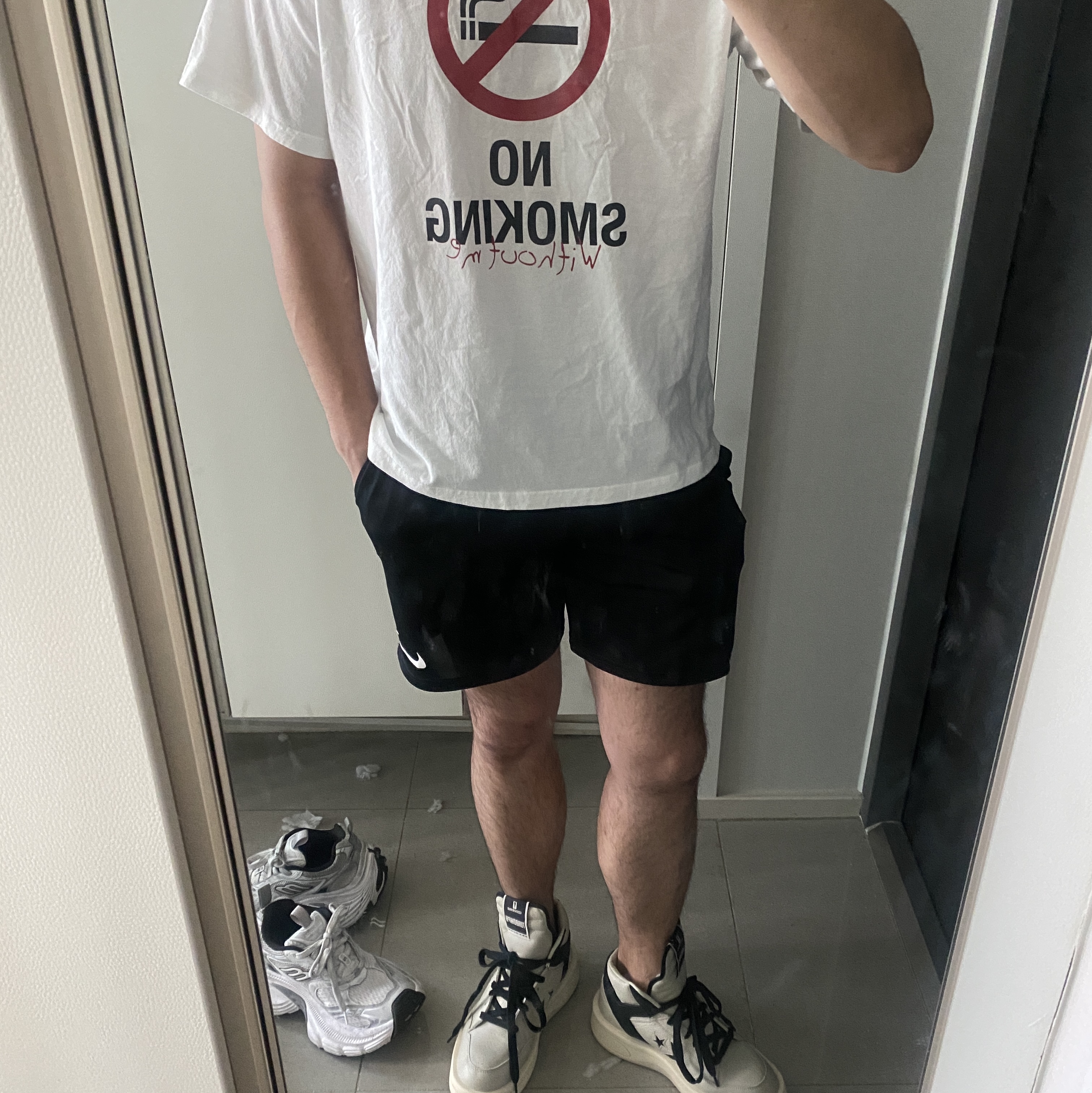 Project G/R Membership Meme No Smoking Without Me T-Shirt White, Converse x Drkshdw Turbowpn Pelican 착용 스타일