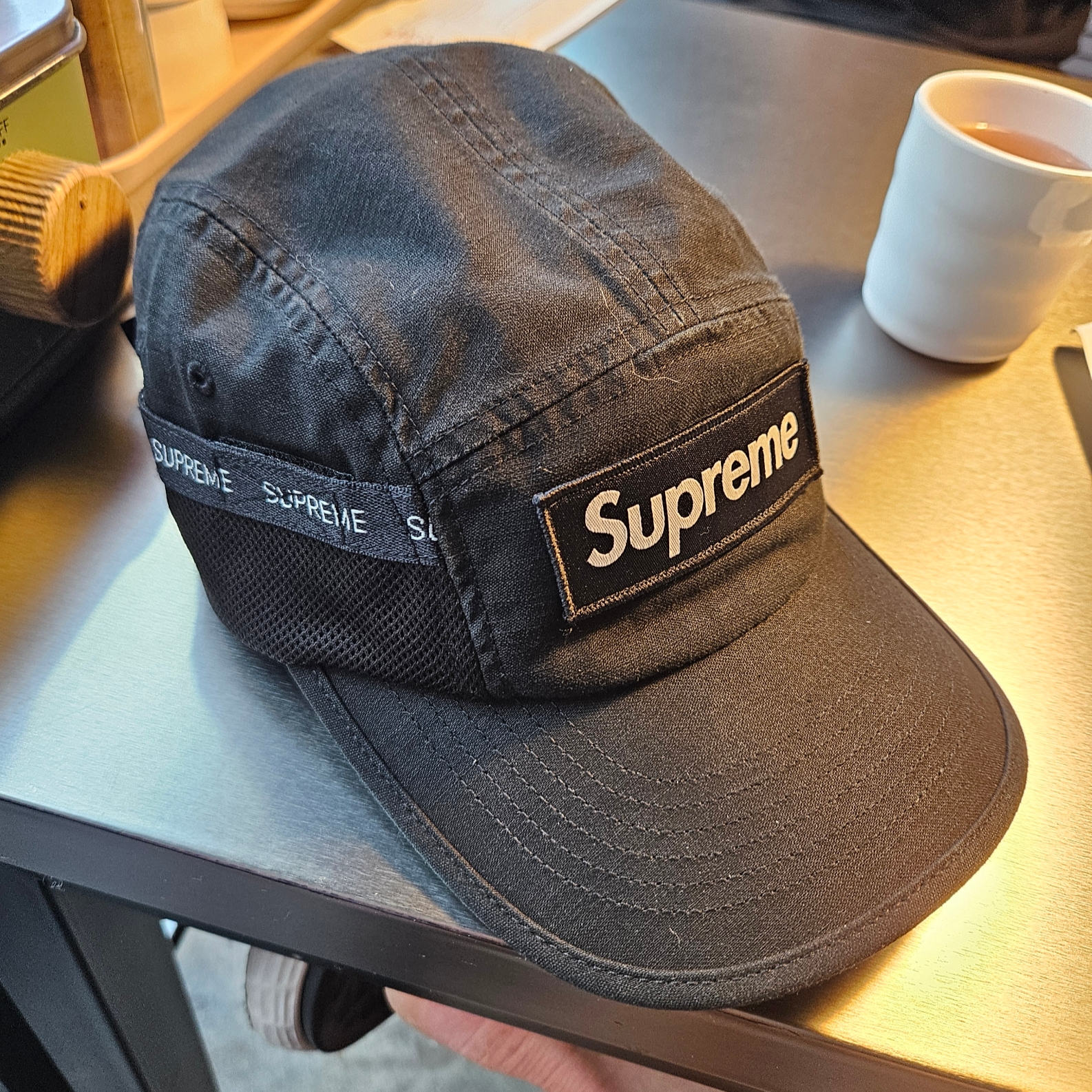 Supreme Mesh Pocket Camp Cap Black - 23FW 착용 스타일