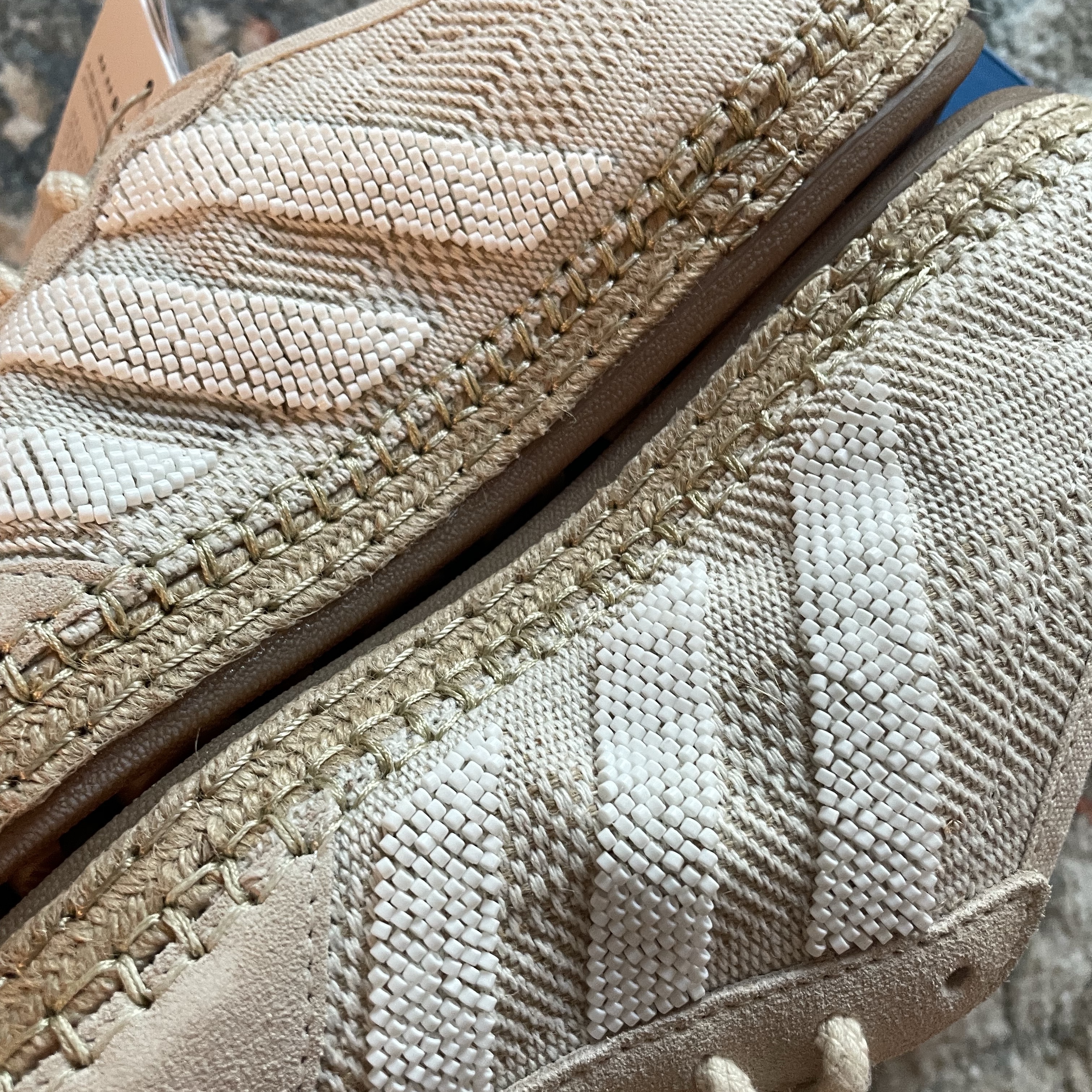 Adidas x Clot Gazelle Halo Ivory Cloud White 착용 스타일 - 4
