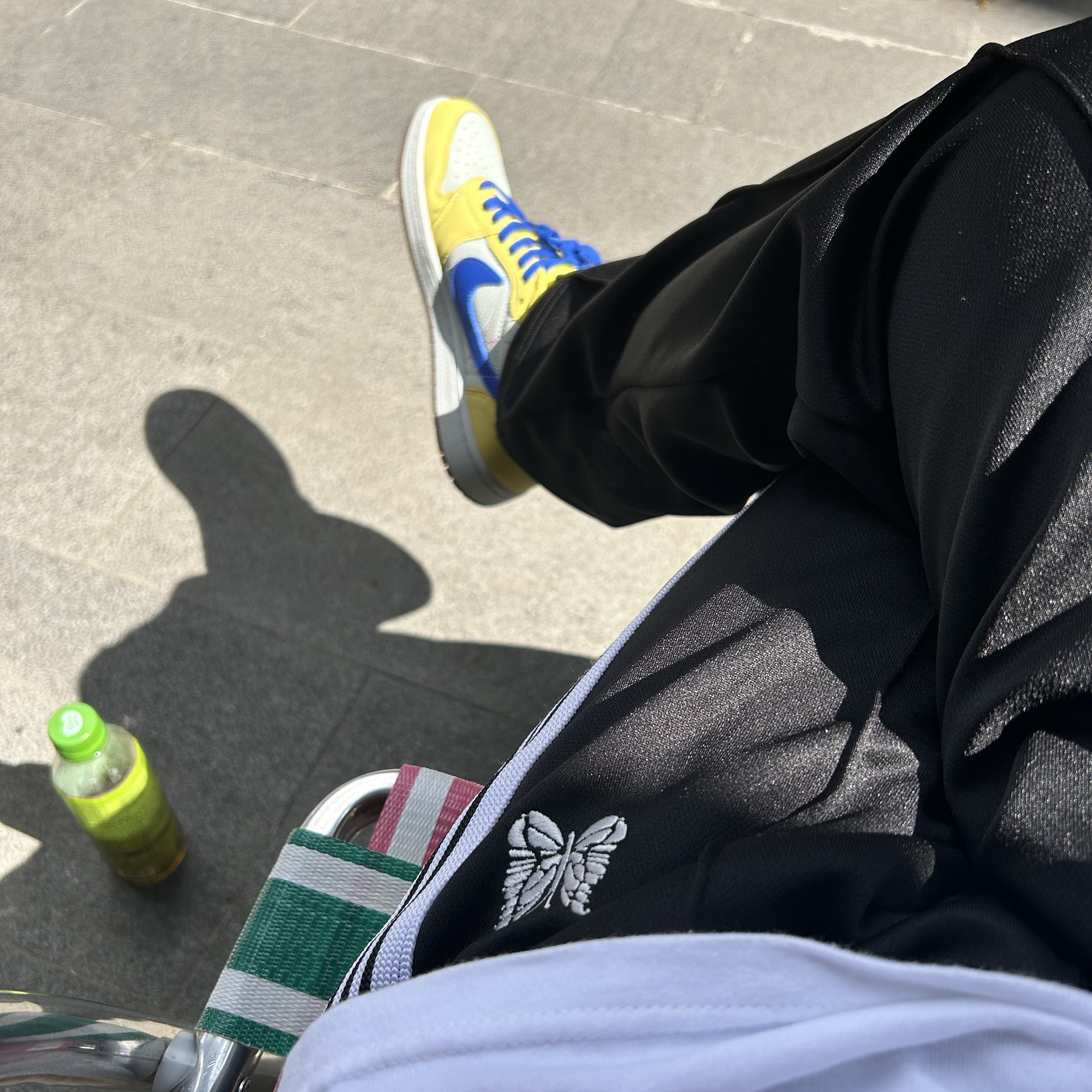 (W) Jordan 1 x Travis Scott Retro Low OG SP Canary 착용 스타일
