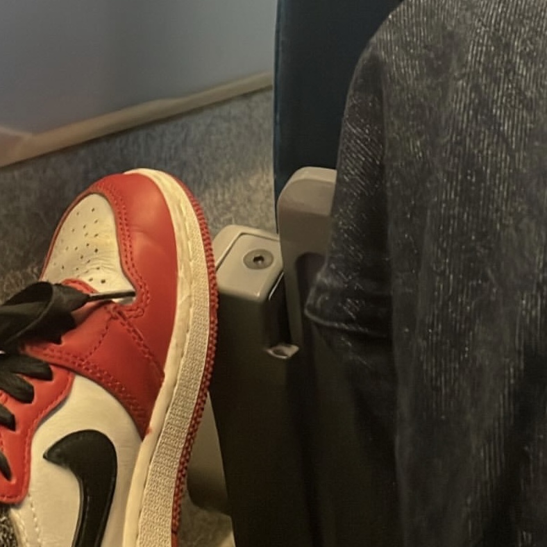 Jordan 1 Retro High OG Chicago 2022 착용 스타일 - 3