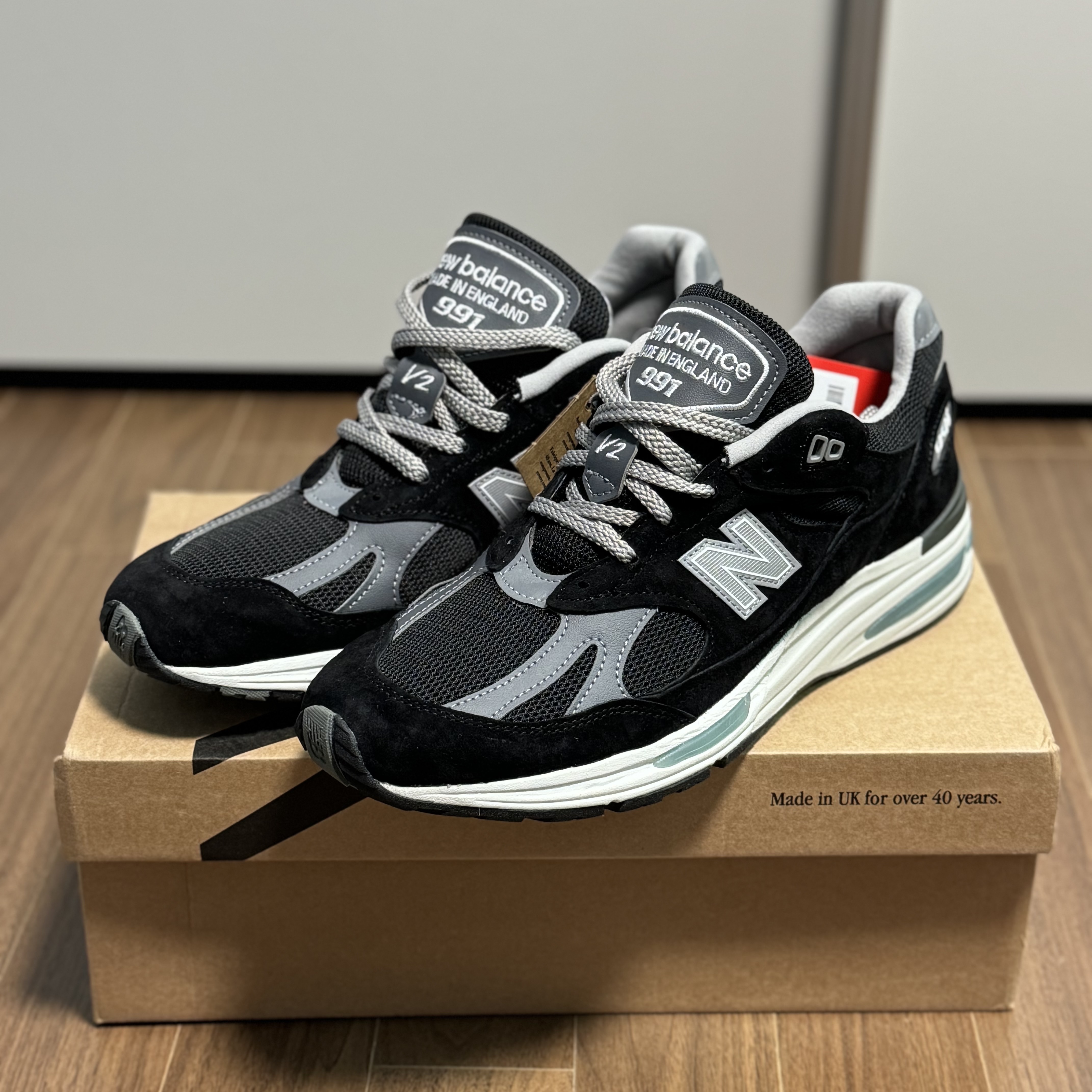 New Balance 991v2 Made in UK Black 착용 스타일