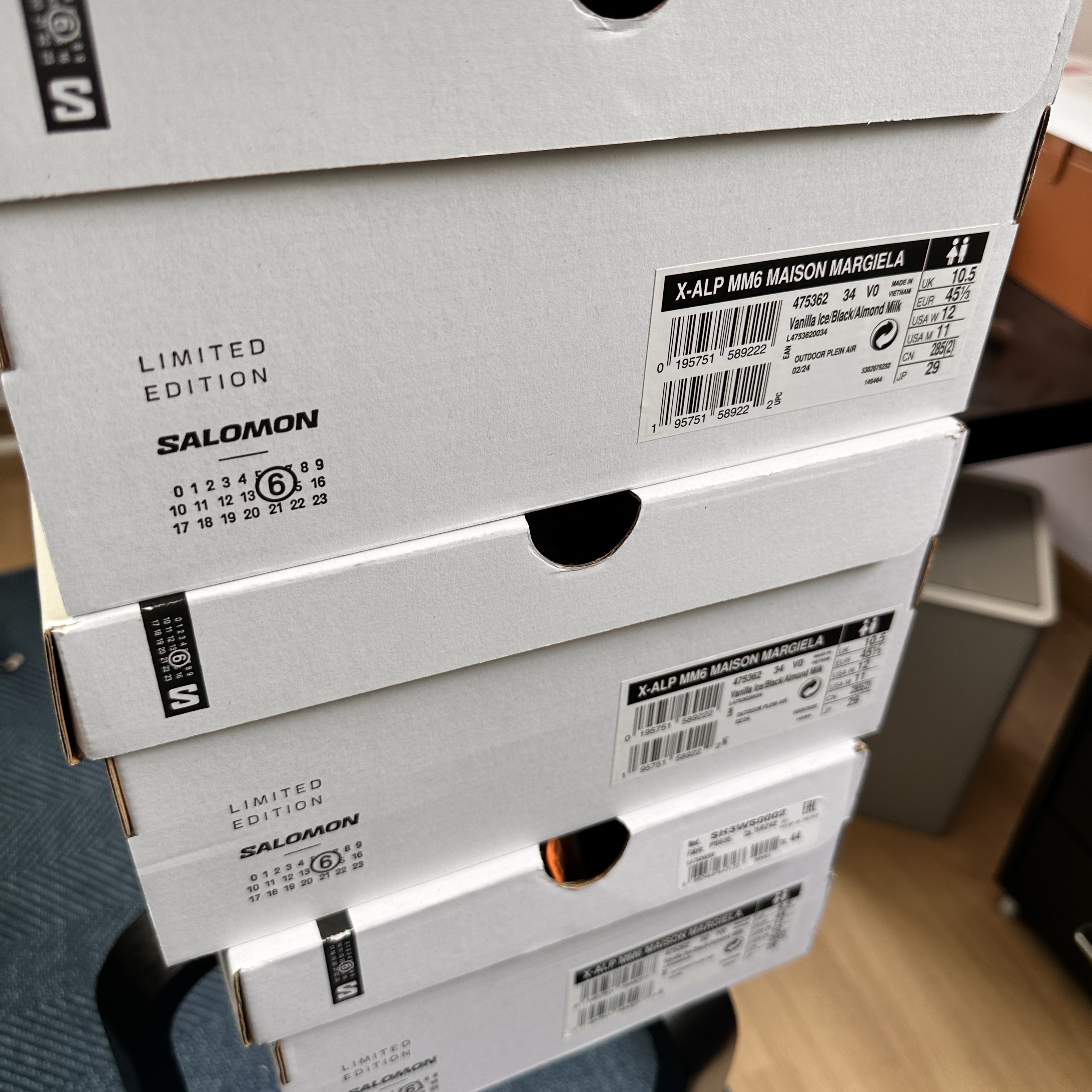 Salomon x MM6 Maison Margiela X-ALP White 착용 스타일 - 4