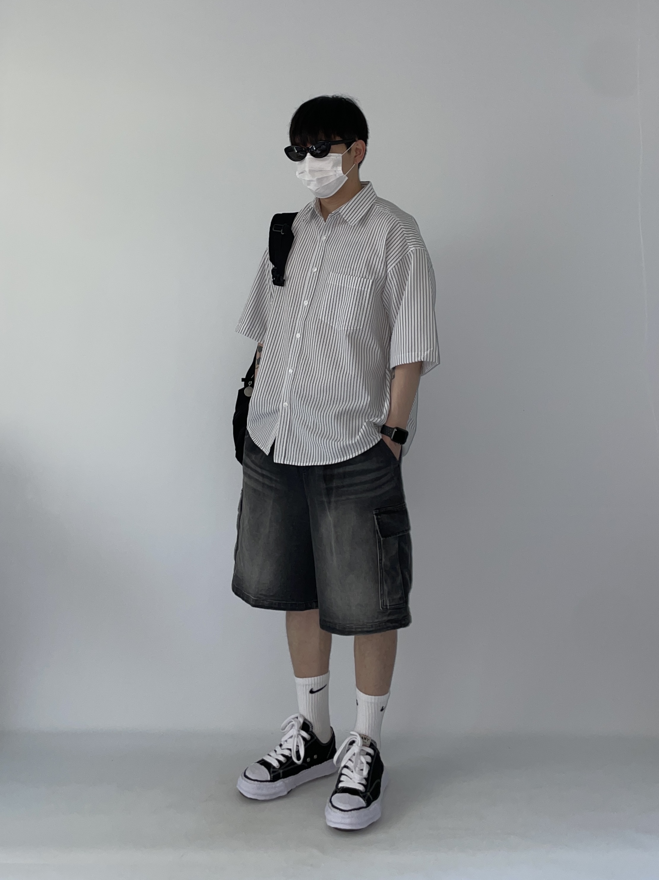 Maison Mihara Yasuhiro Peterson23 OG Sole Canvas Low-top Sneakers Black 착용 스타일 - 1