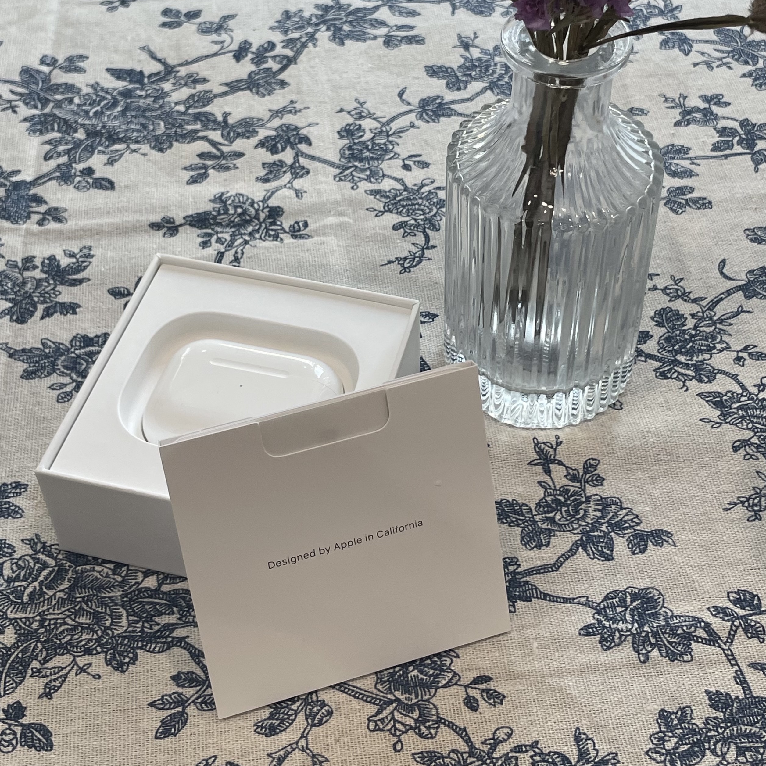 Apple Airpods Pro 2nd Gen with MagSafe Charging Case USB C (Korean Ver.) 착용 스타일