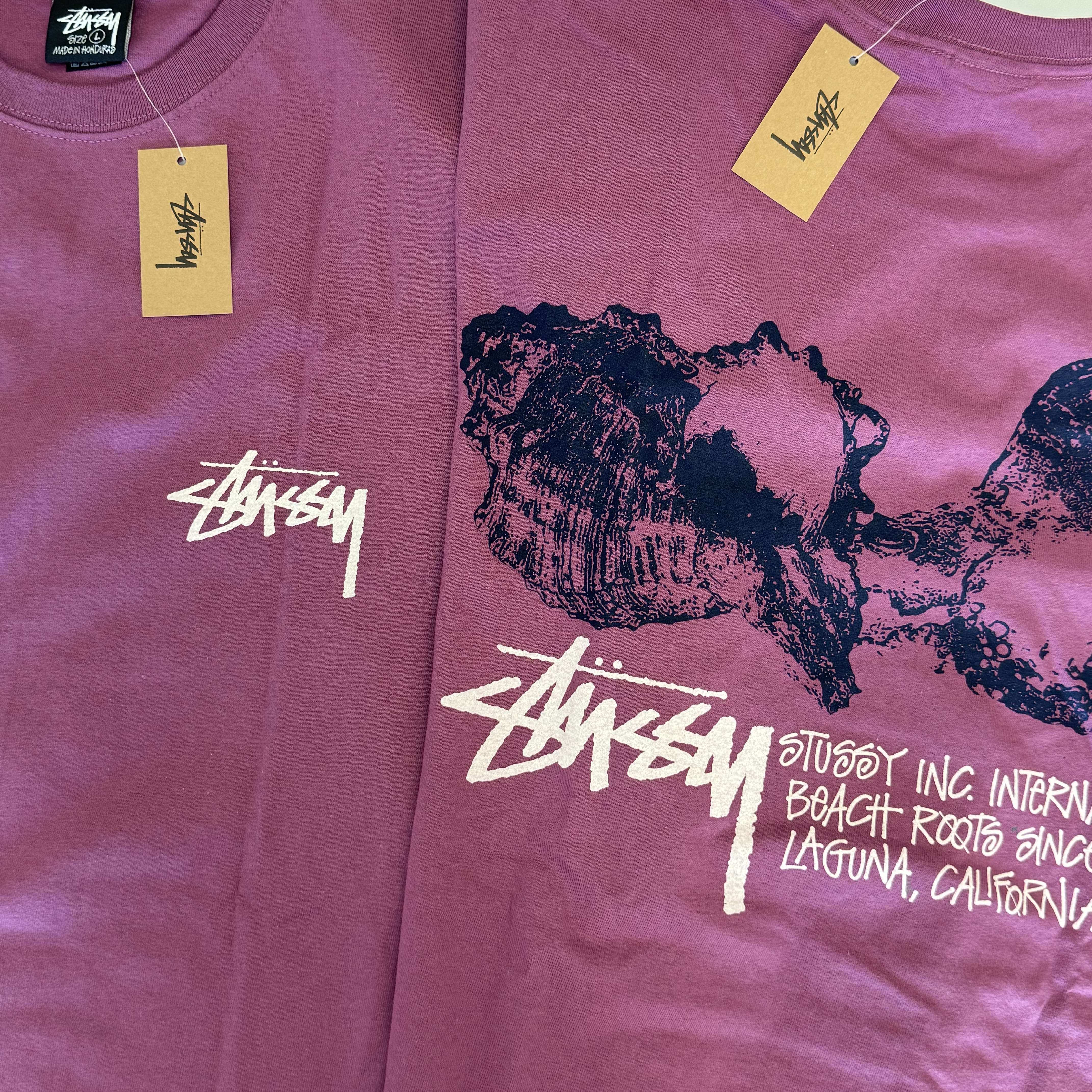 Stussy Shells T-Shirt Berry 착용 스타일
