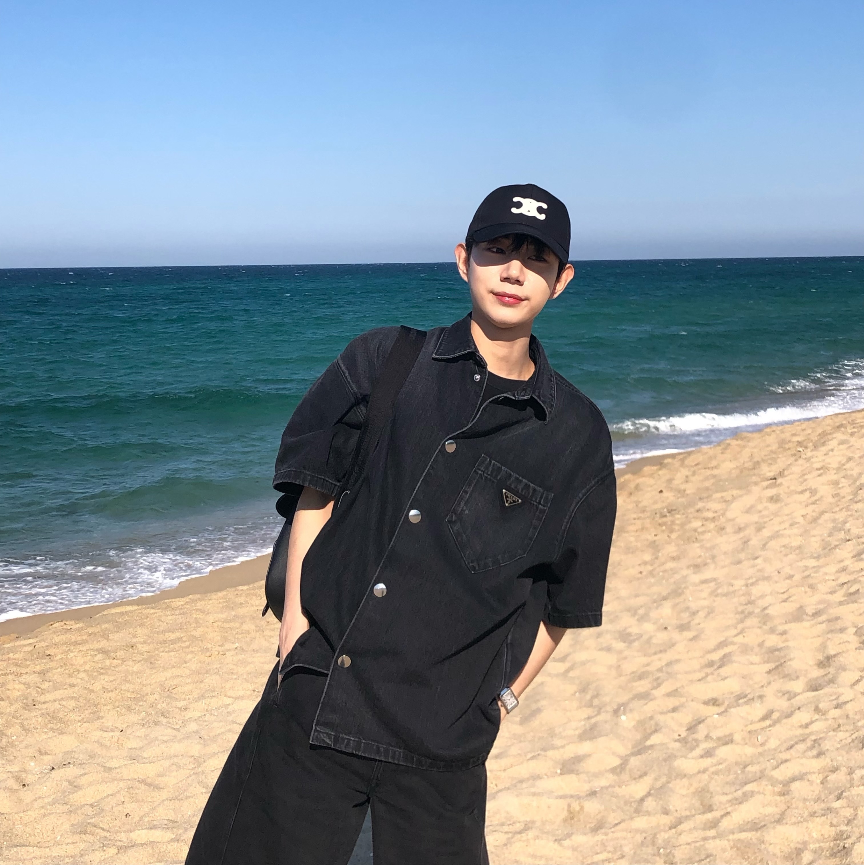 (W) Celine Triomphe Baseball Cap in Cotton Black 착용 스타일