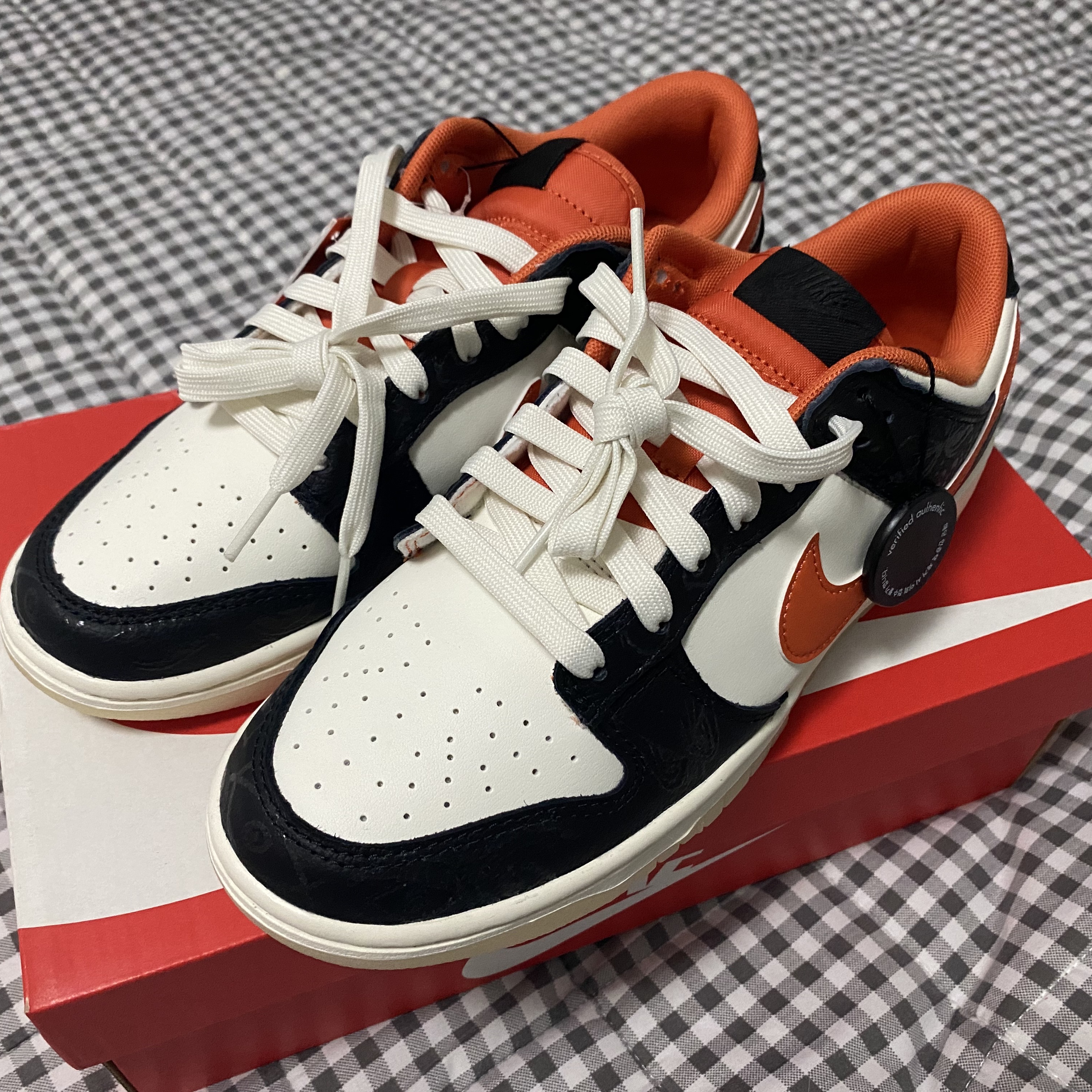 Nike Dunk Low Retro PRM Halloween 착용 스타일