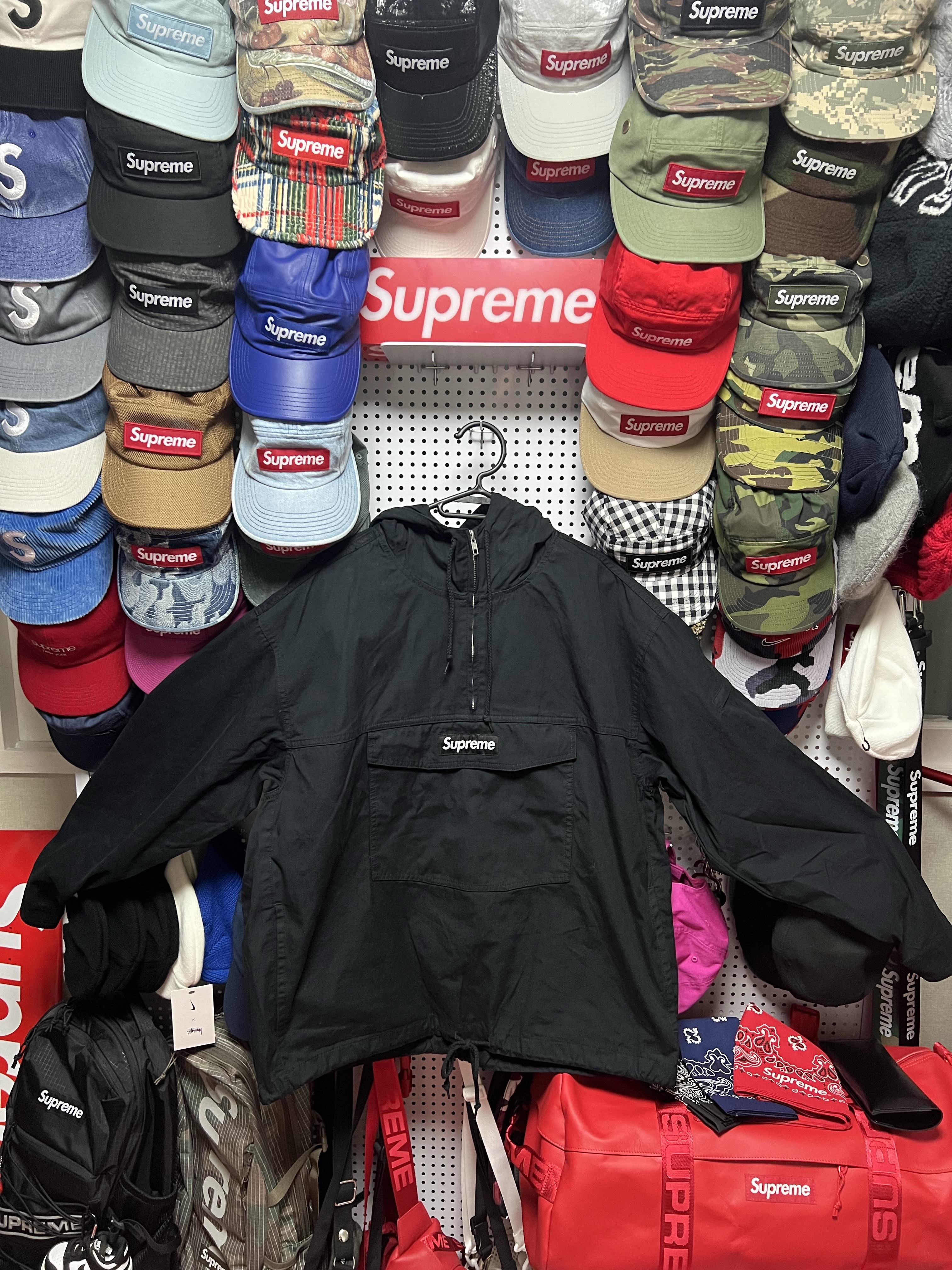 Supreme Cotton Utility Anorak Black - 24SS 착용 스타일