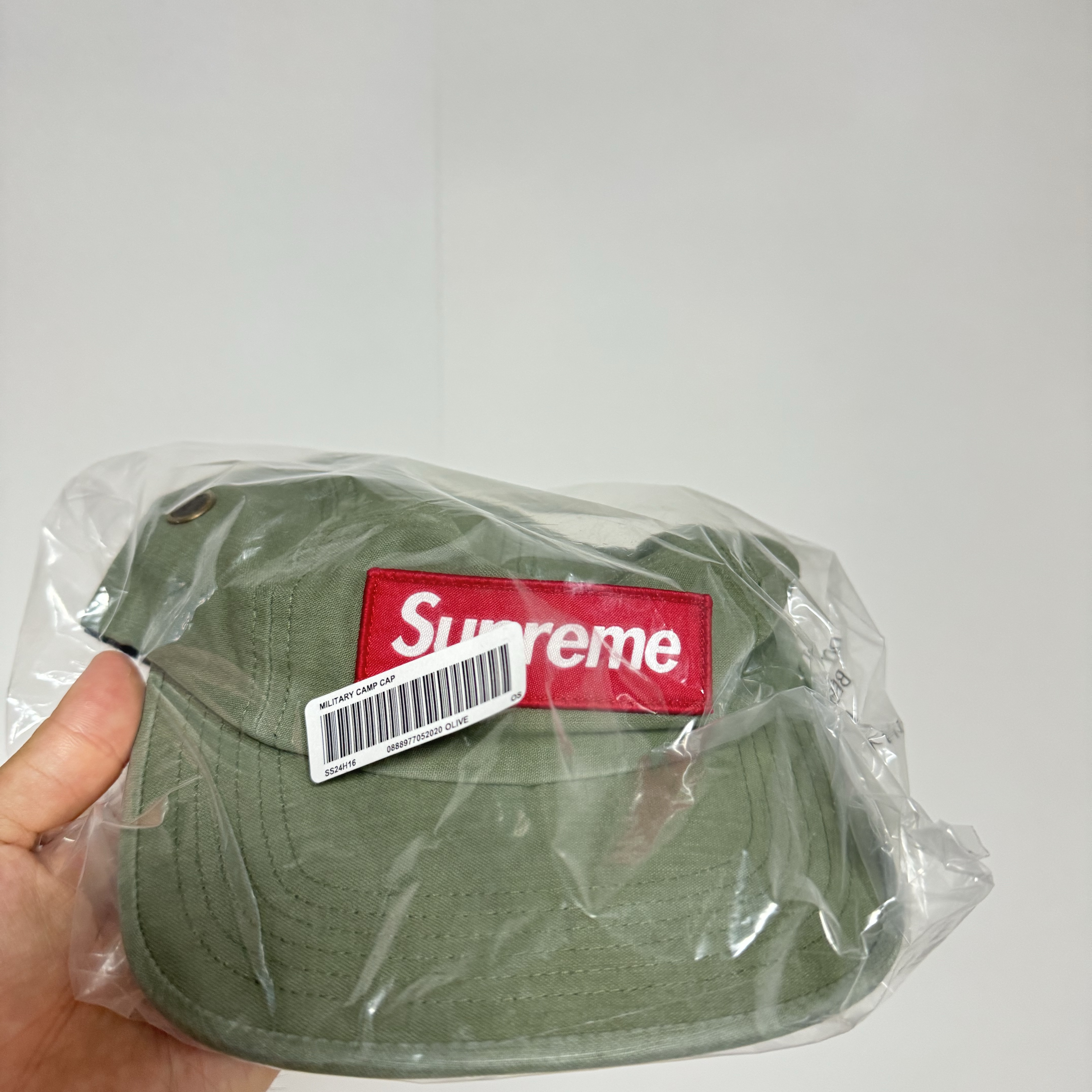 Supreme Military Camp Cap Olive - 24SS 착용 스타일