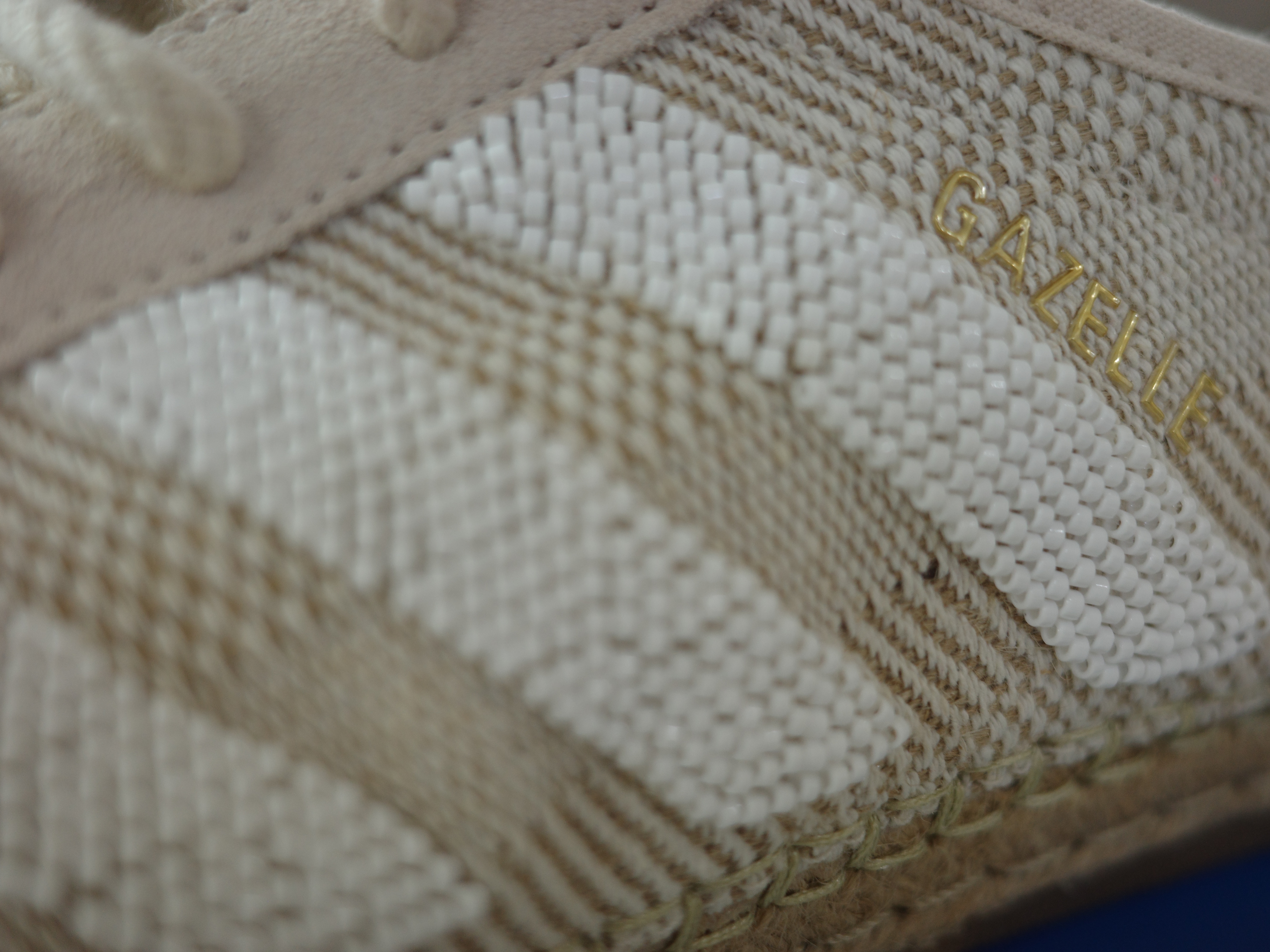 Adidas x Clot Gazelle Halo Ivory Cloud White 착용 스타일 - 2
