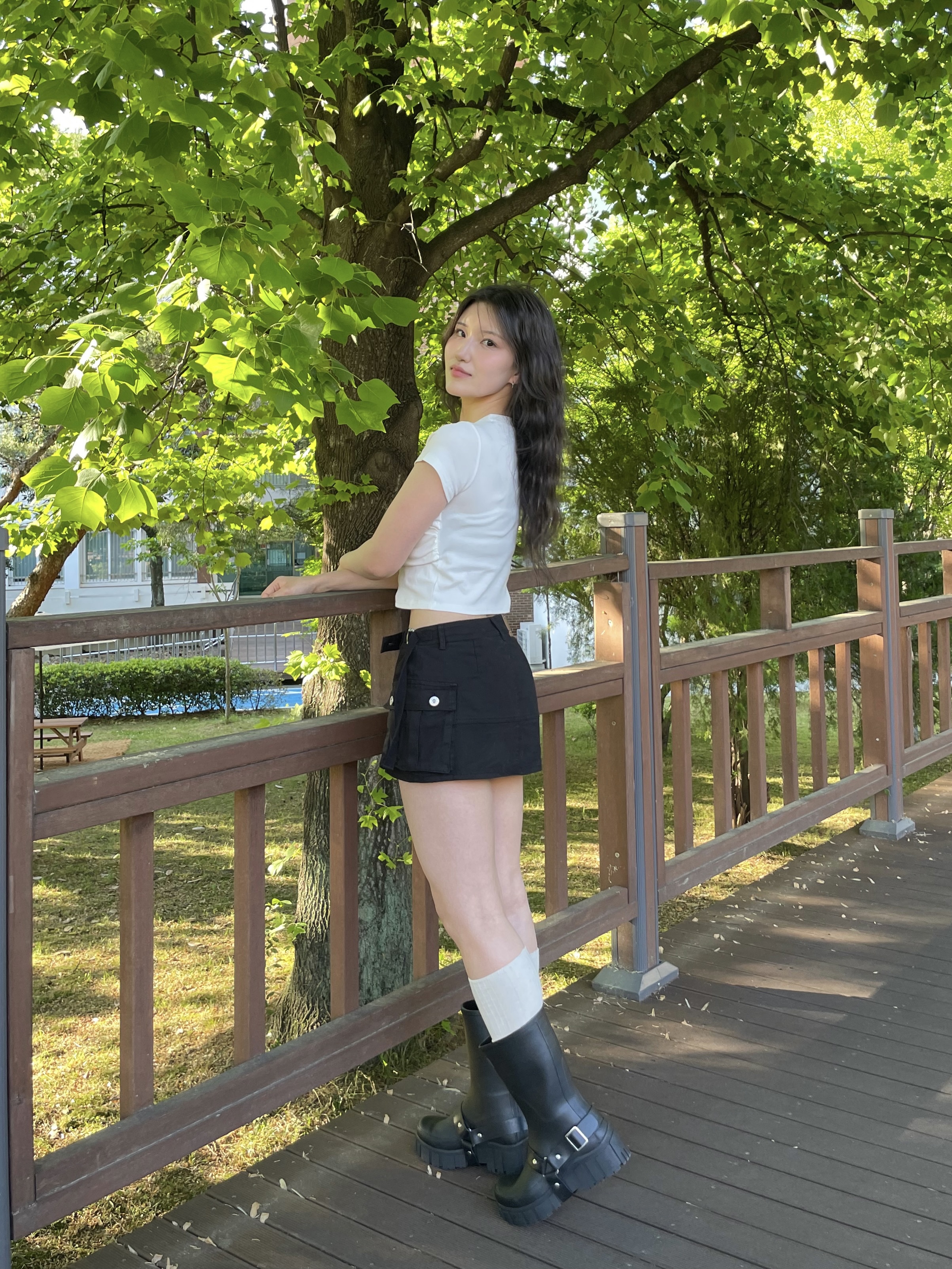 (W) Zara Buckled Biker Flat Ankle Boots Black 착용 스타일 - 3