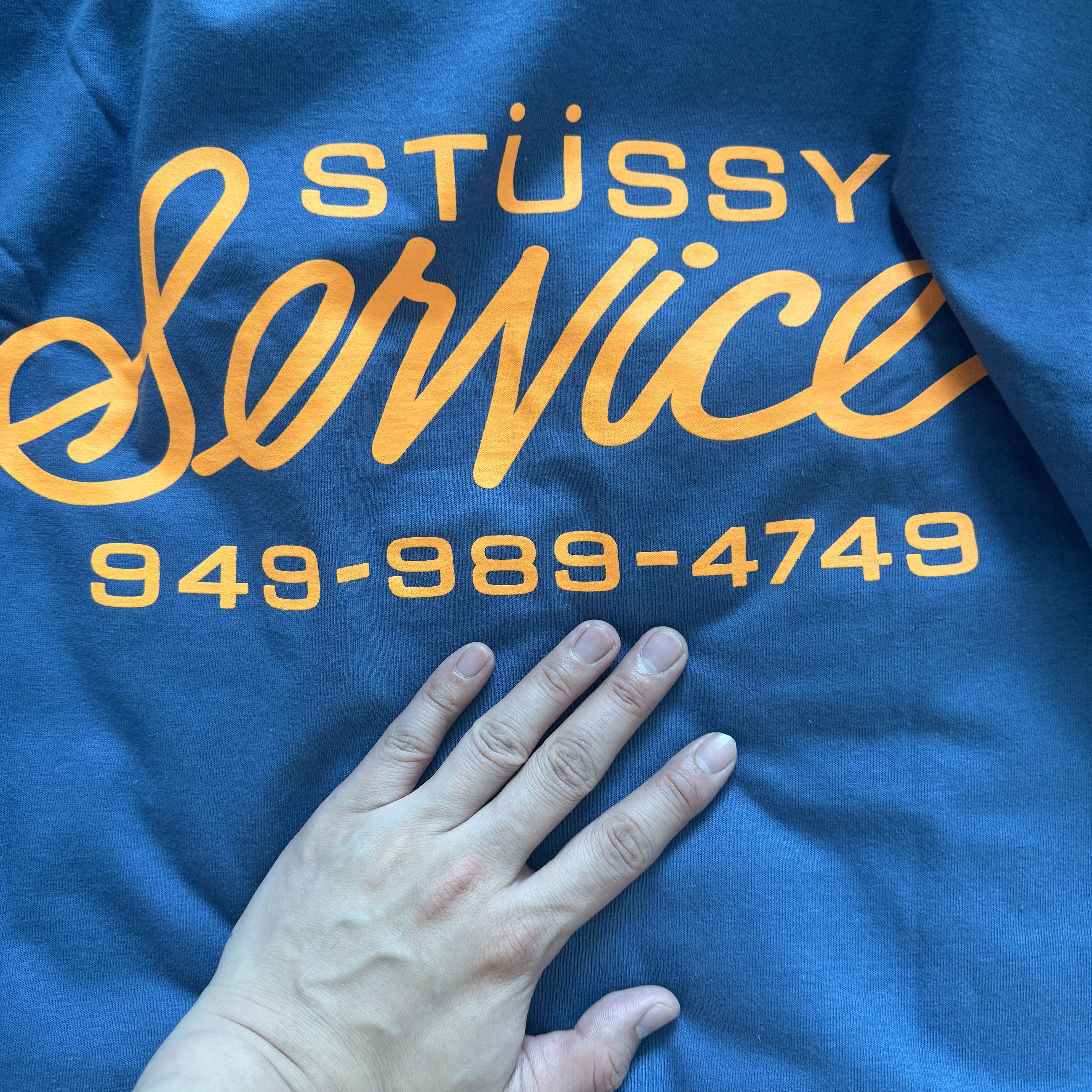 Stussy Service T-Shirt Midnight 착용 스타일