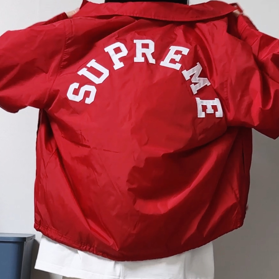 Supreme x Champion Coaches Jacket Red - 24SS 착용 스타일 - 2