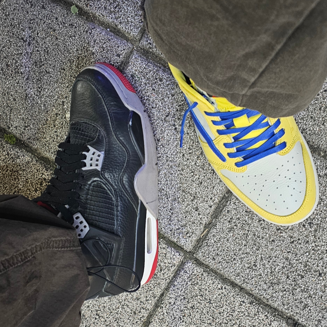 (W) Jordan 1 x Travis Scott Retro Low OG SP Canary, Jordan 4 Retro Bred Reimagined 착용 스타일
