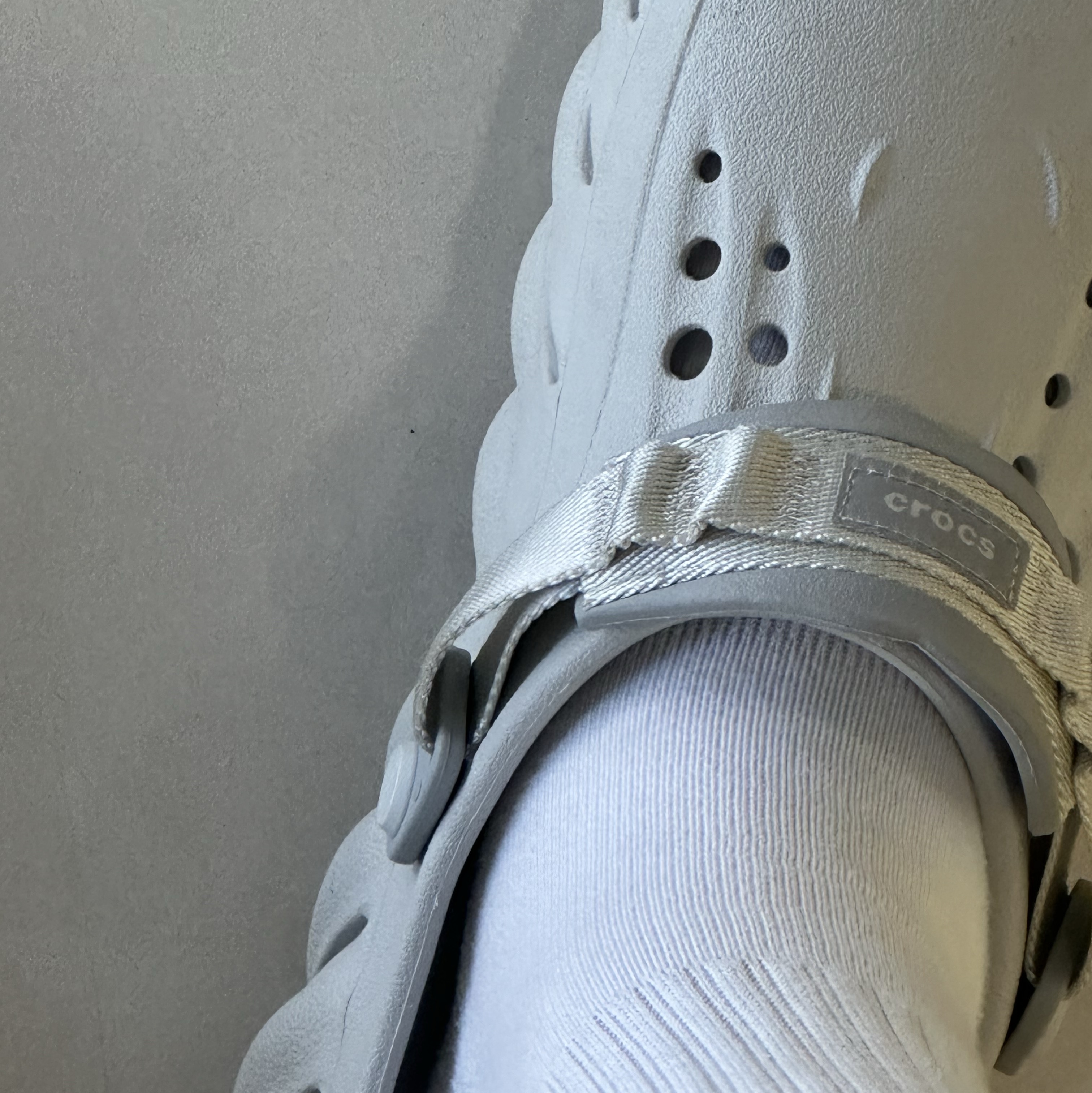 Crocs Echo Clog Atmosphere 착용 스타일