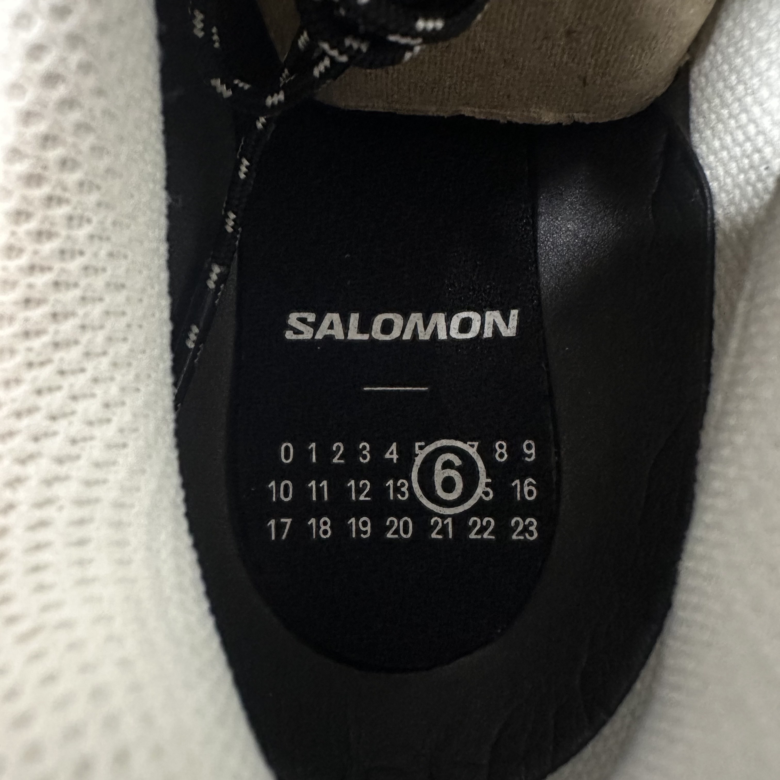 Salomon x MM6 Maison Margiela X-ALP White 착용 스타일 - 5