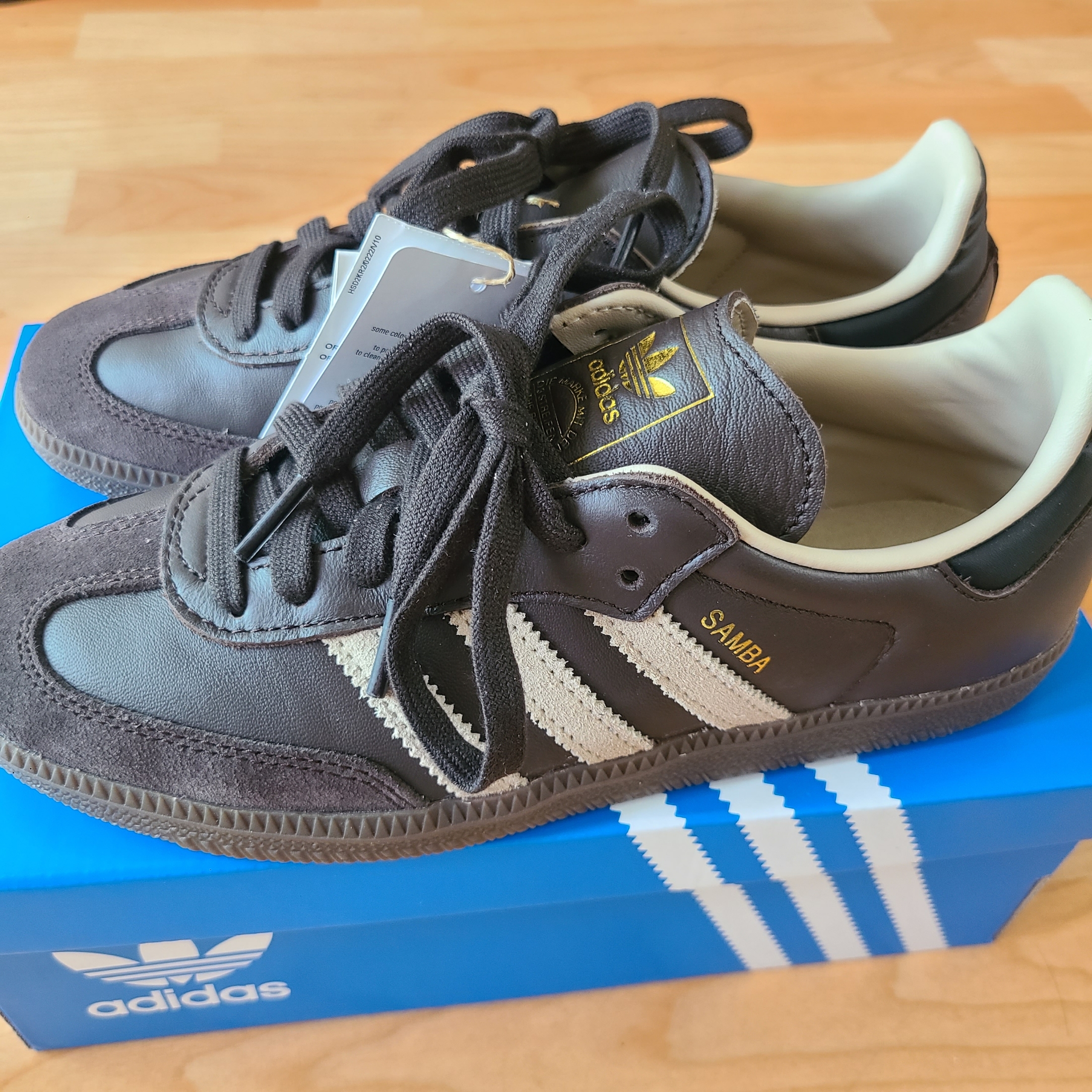 Adidas Samba OG Dark Brown Clay Brown 착용 스타일 - 2