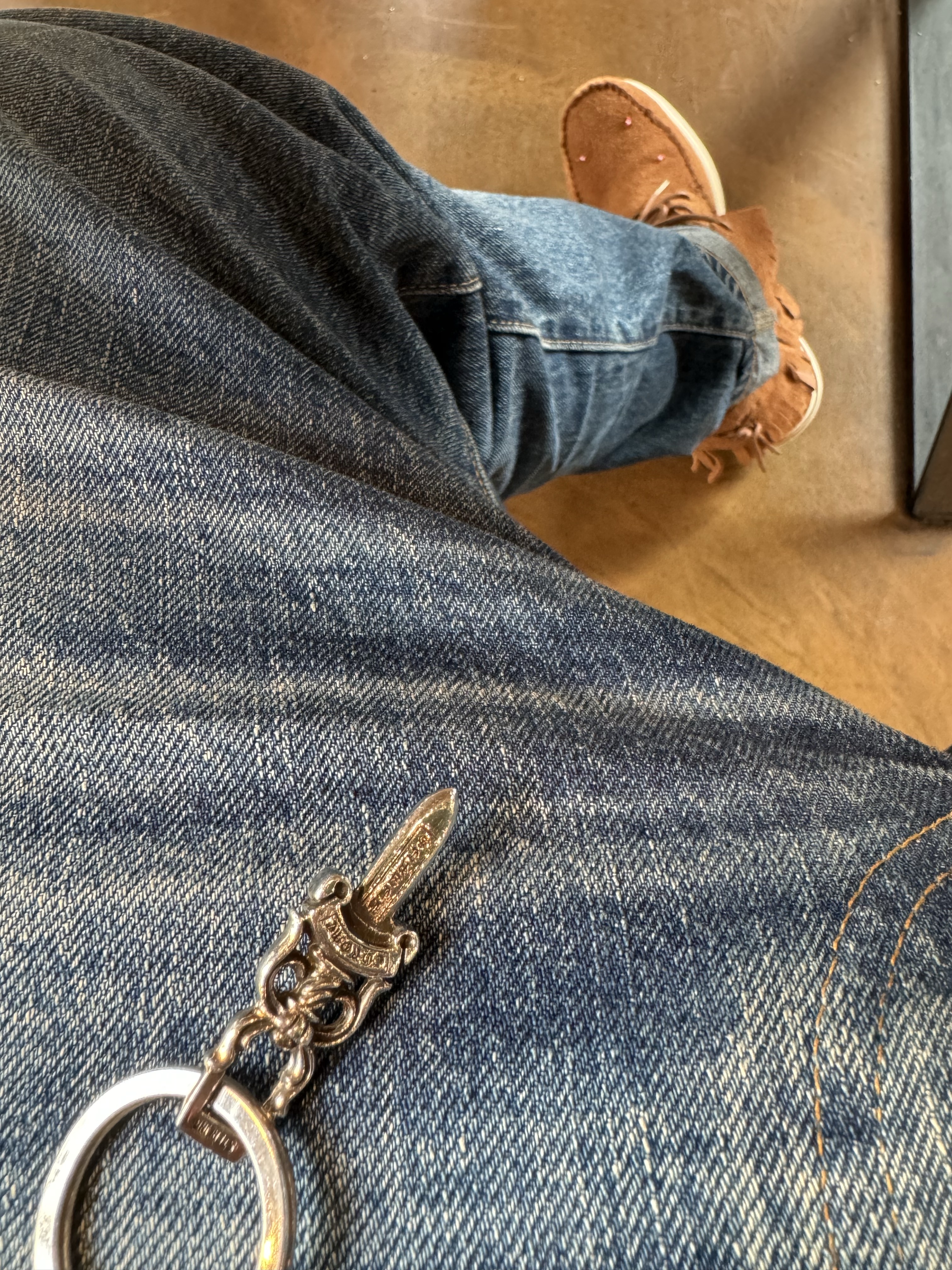 Warehouse & Co. Lot 2nd-Hand 1101 Pants Used Wash Light Indigo, Visvim FBT Shaman Folk Black - 23FW 착용 스타일