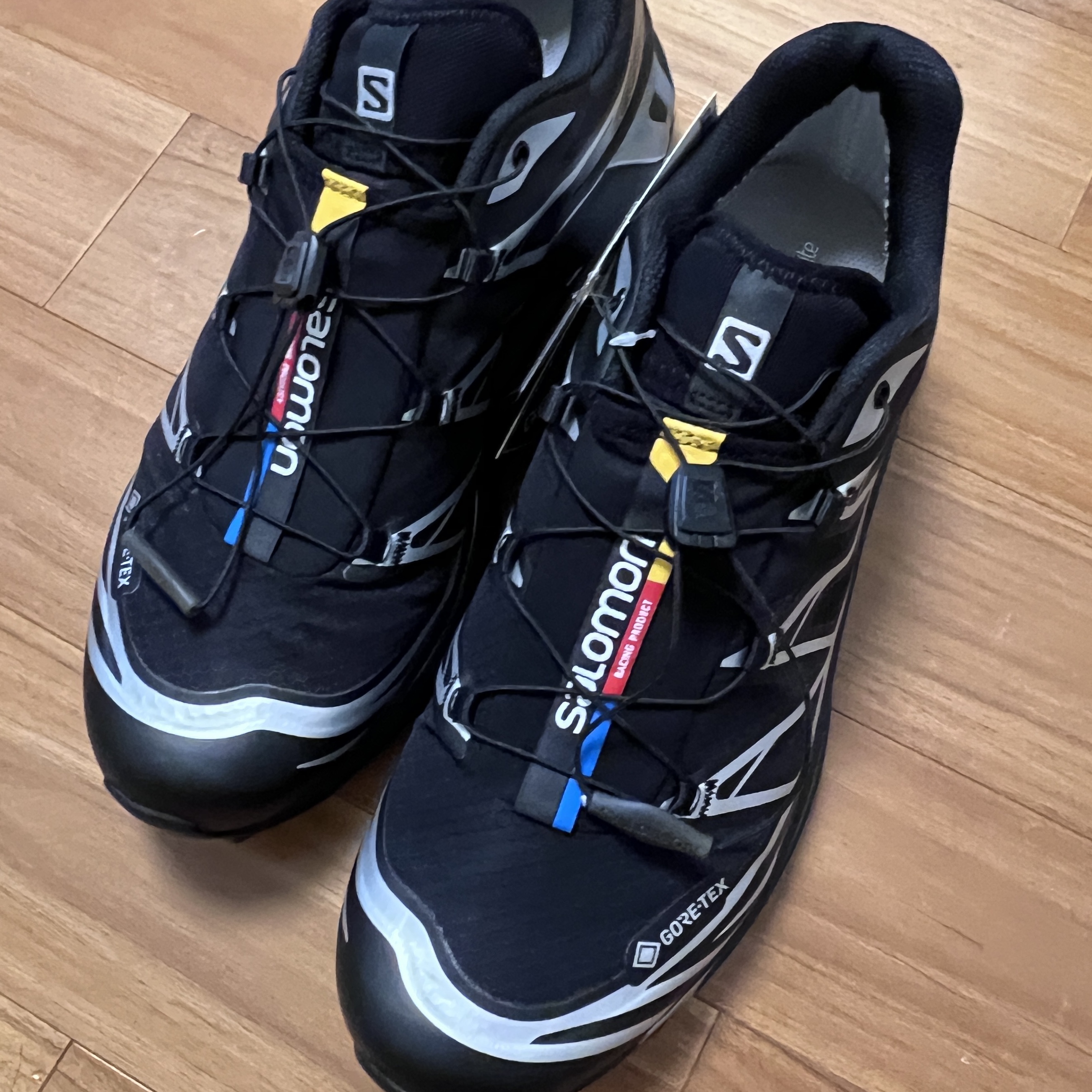 Salomon XT-6 GTX Black Silver 착용 스타일