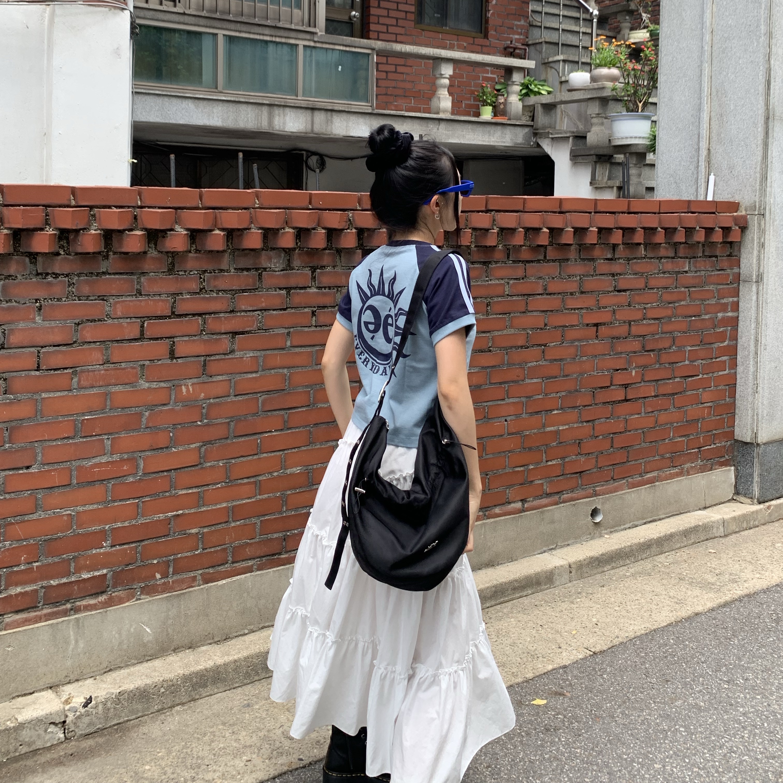 Dr. Martens Jadon Boots Black, Yieyie Super Sasha Bag Ink Black 착용 스타일 - 6
