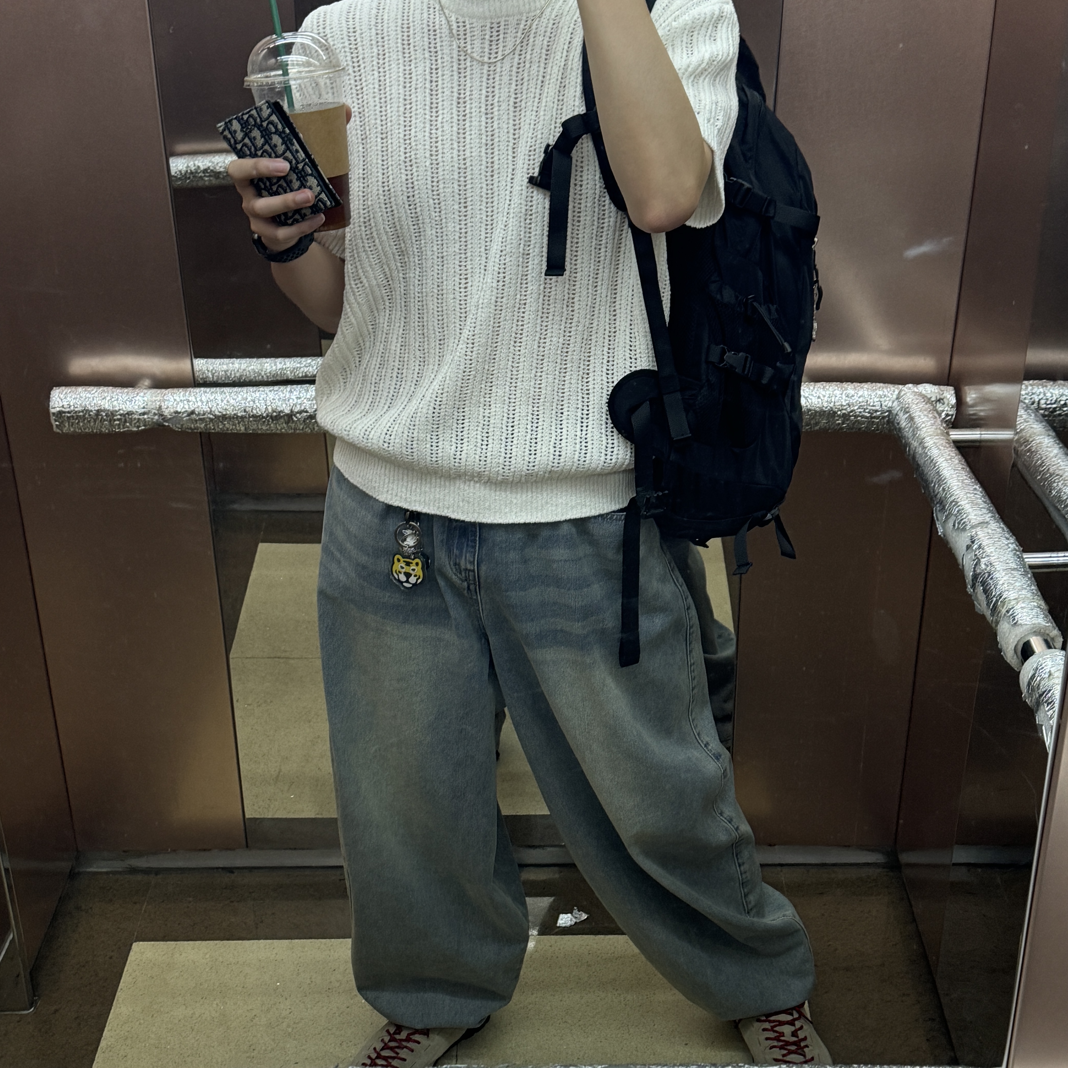 Human Made Acrylic Animal Keyring Yellow, Keen Jasper Suede Sneakers Silver Mink 착용 스타일 - 1