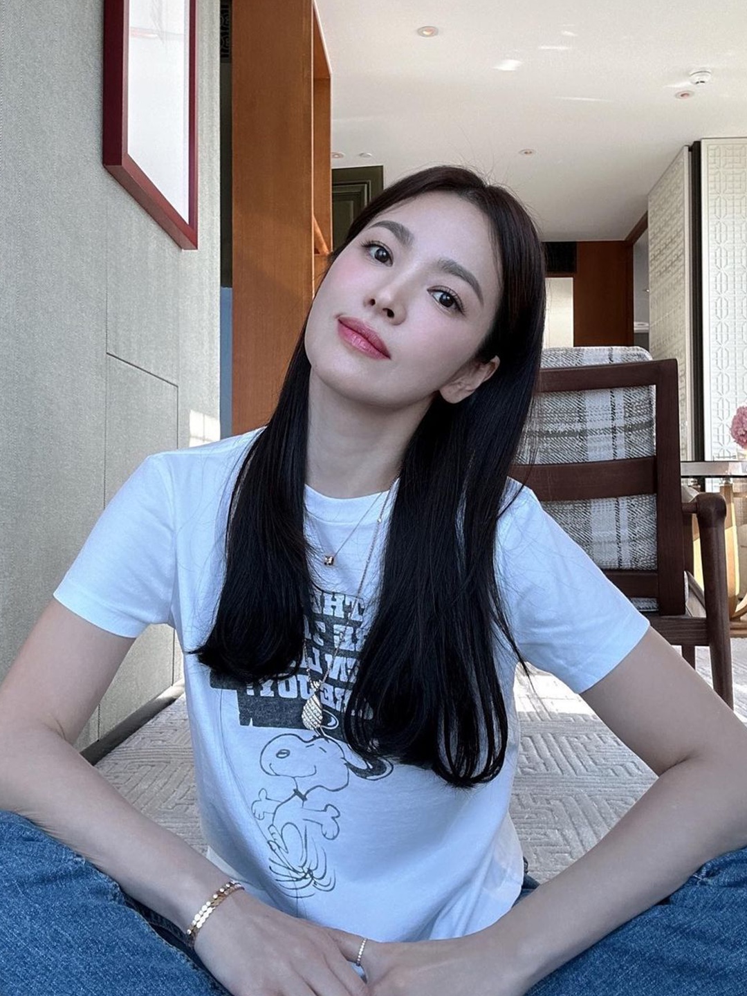 (W) Re/Done 90s Baby Local Honey T-Shirt Vintage White, (W) Re/Done Little Angel Classic T-Shirt Vintage White 착용 스타일 - 6
