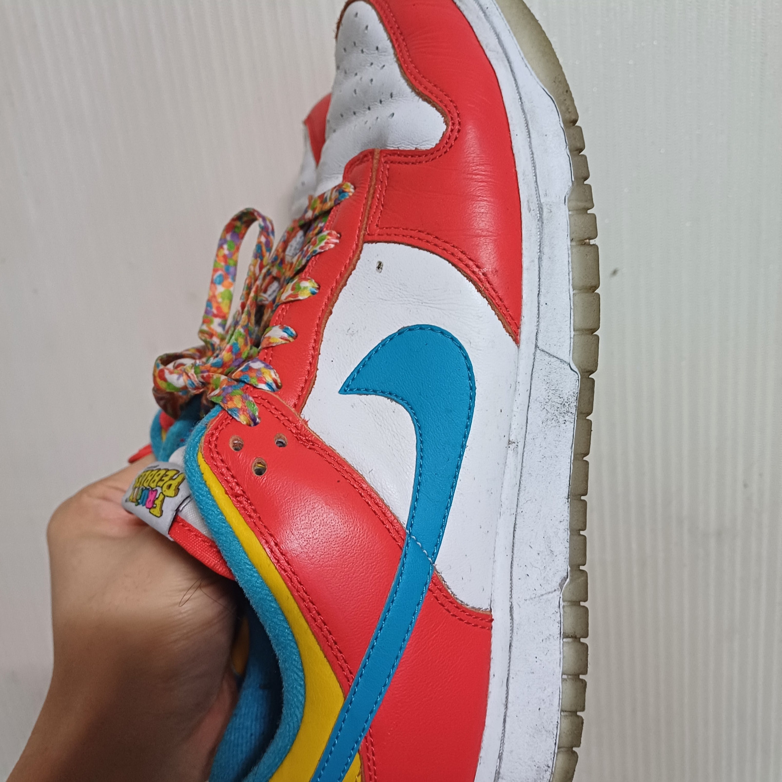 Nike x LeBron James x Fruity Pebbles Dunk Low QS Habanero Red 착용 스타일 - 2