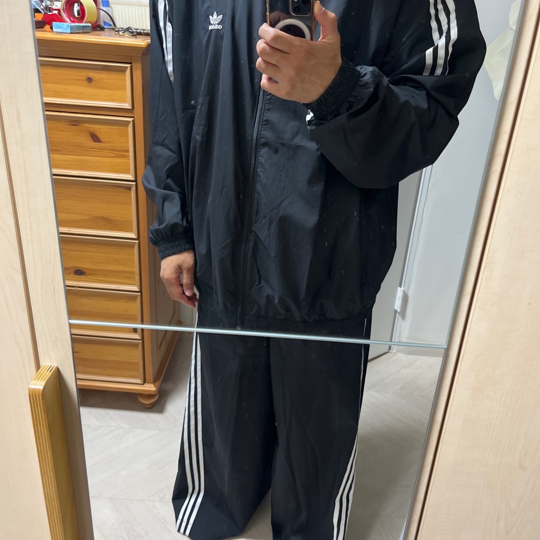 (W) Adidas Adilenium Oversized Track Pants Black - US Sizing, (W) Adidas Adilenium Oversized Track Top Black - US Sizing 착용 스타일