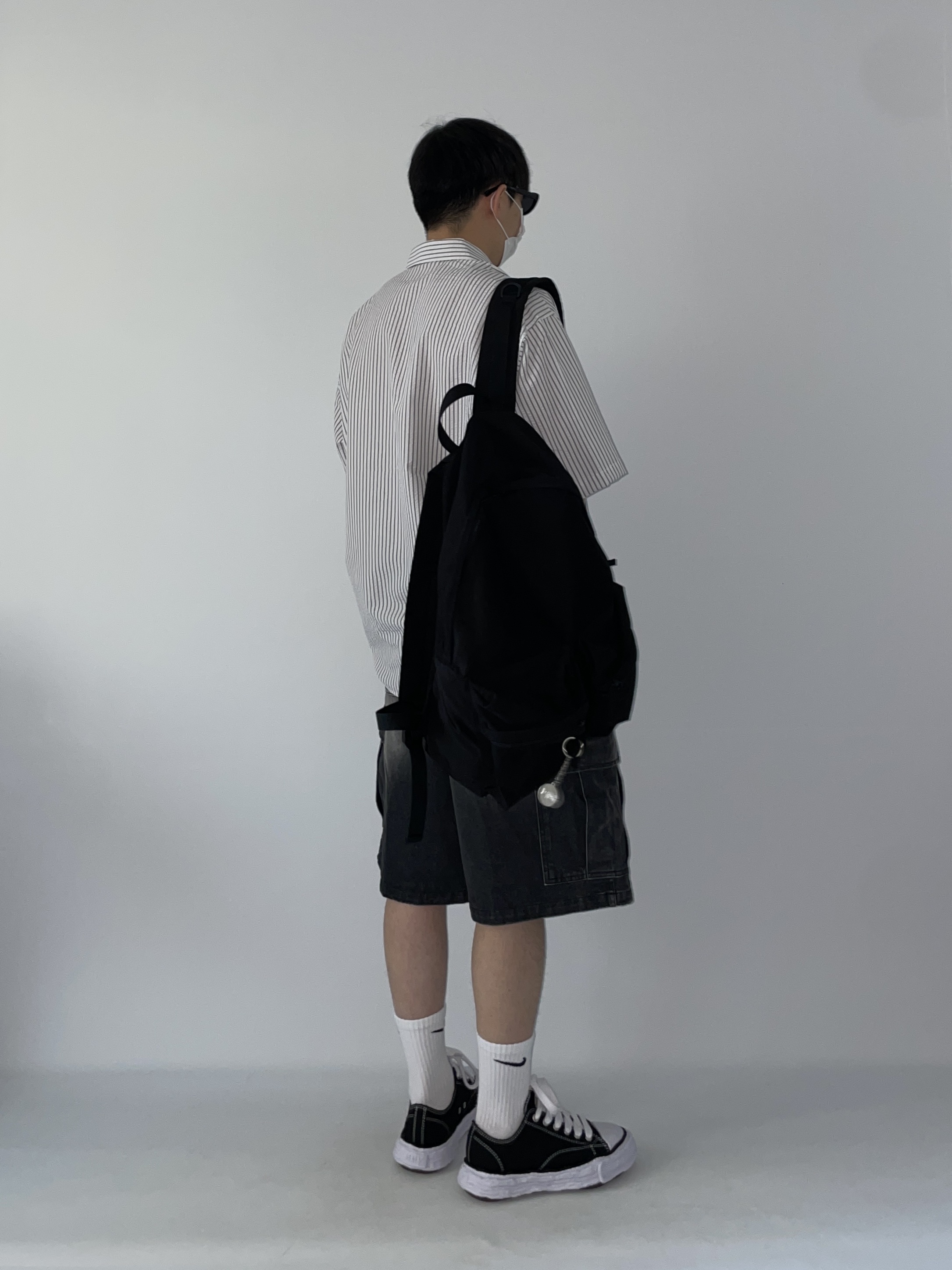 Maison Mihara Yasuhiro Peterson23 OG Sole Canvas Low-top Sneakers Black 착용 스타일 - 4