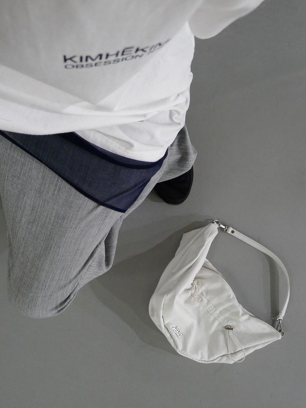 Yieyie Women Sophia Bag Cloud White, Yieyie Women Sophia Bag Glossy Ivory 착용 스타일