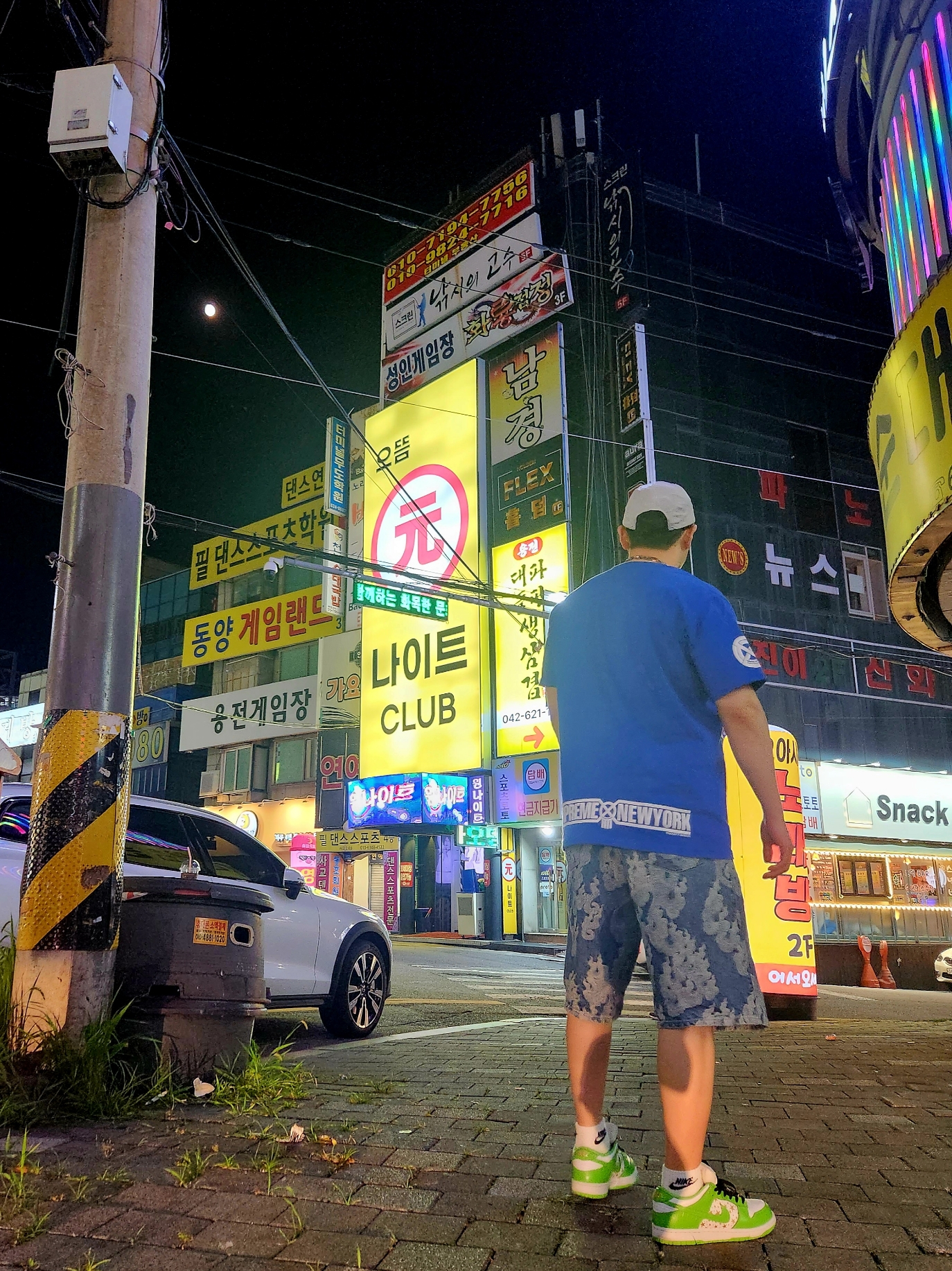 Nike x Supreme SB Dunk Low Mean Green, Supreme Flames Jacquard Baggy Denim Shorts Washed Indigo - 23SS 착용 스타일 - 1