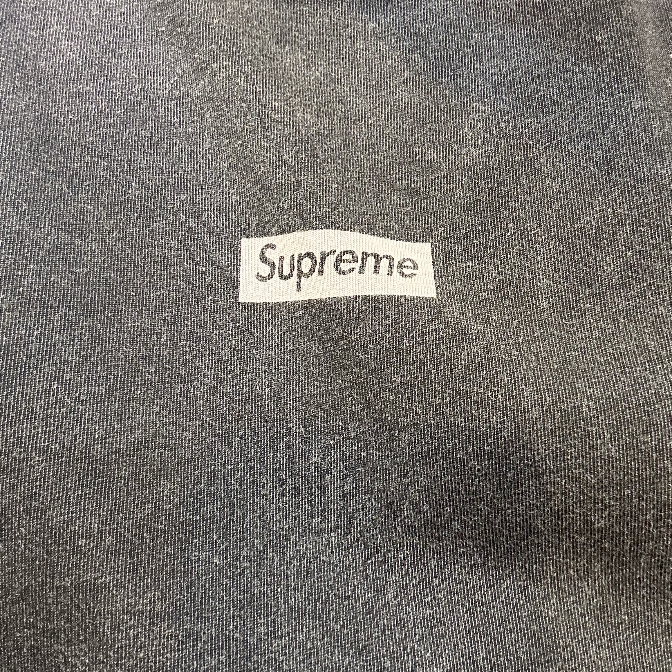 Supreme Overprint Small Box S/S Top Black - 24SS 착용 스타일